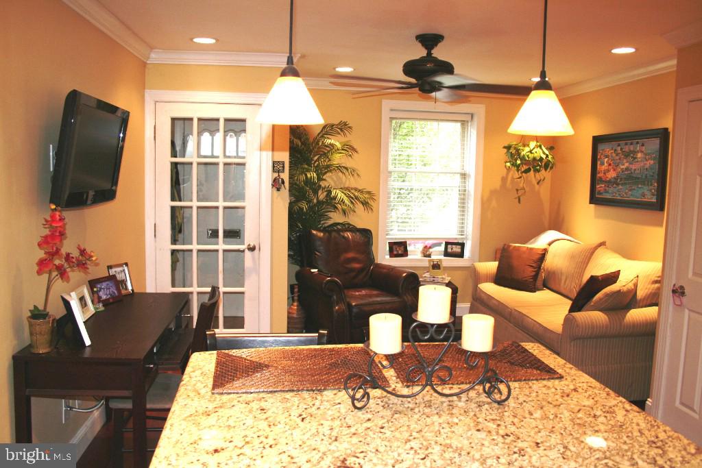 BELLA VISTA - Residential Lease