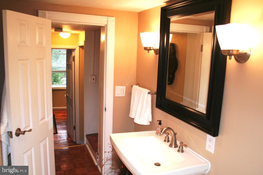 BELLA VISTA - Residential Lease