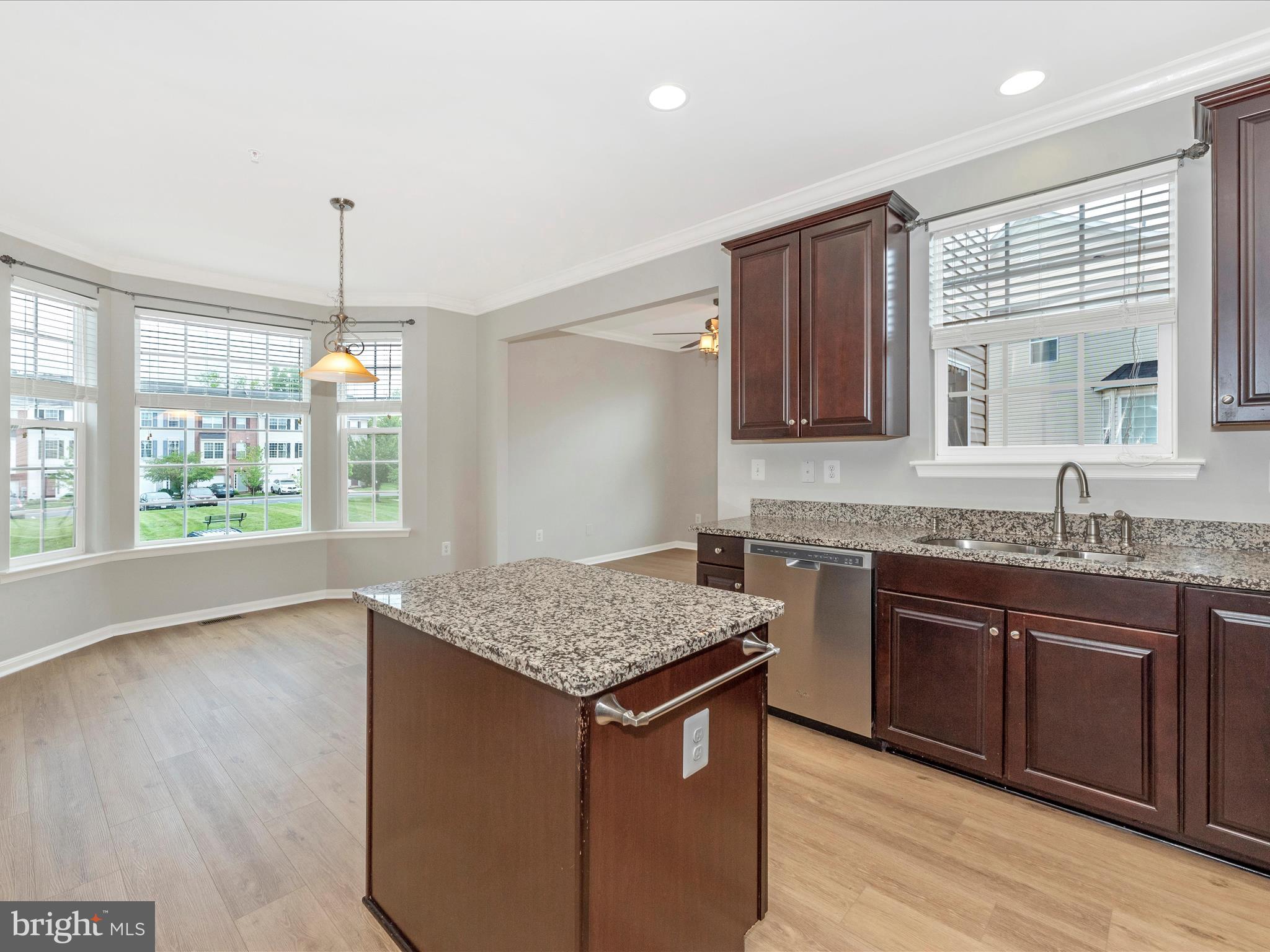 BALLENGER CREEK CENTER POND - Residential