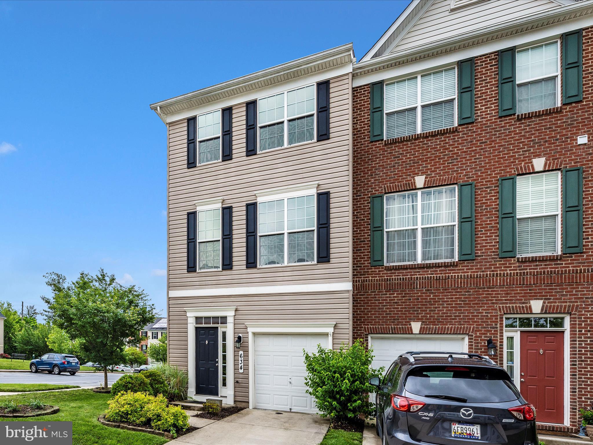 BALLENGER CREEK CENTER POND - Residential