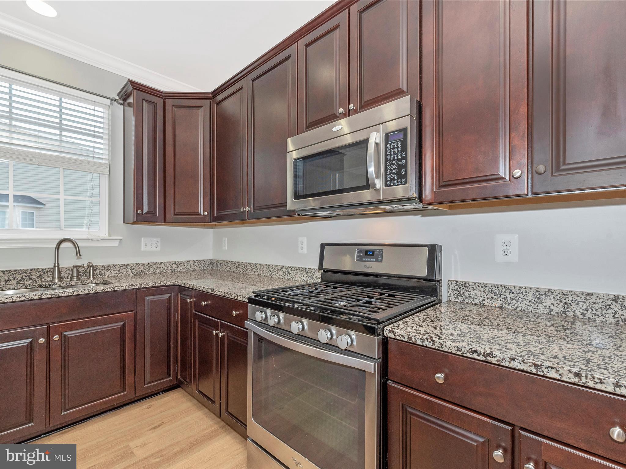 BALLENGER CREEK CENTER POND - Residential