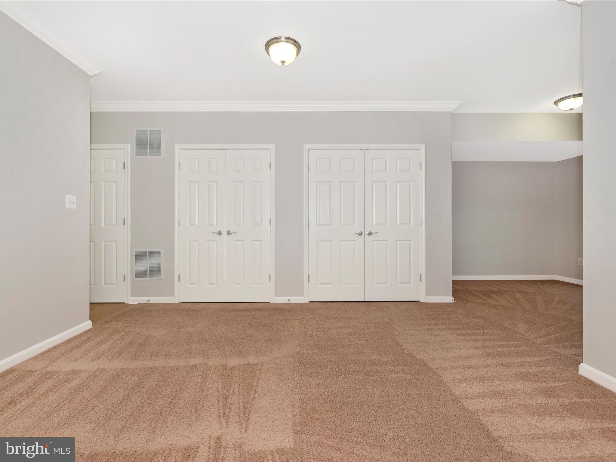 BALLENGER CREEK CENTER POND - Residential