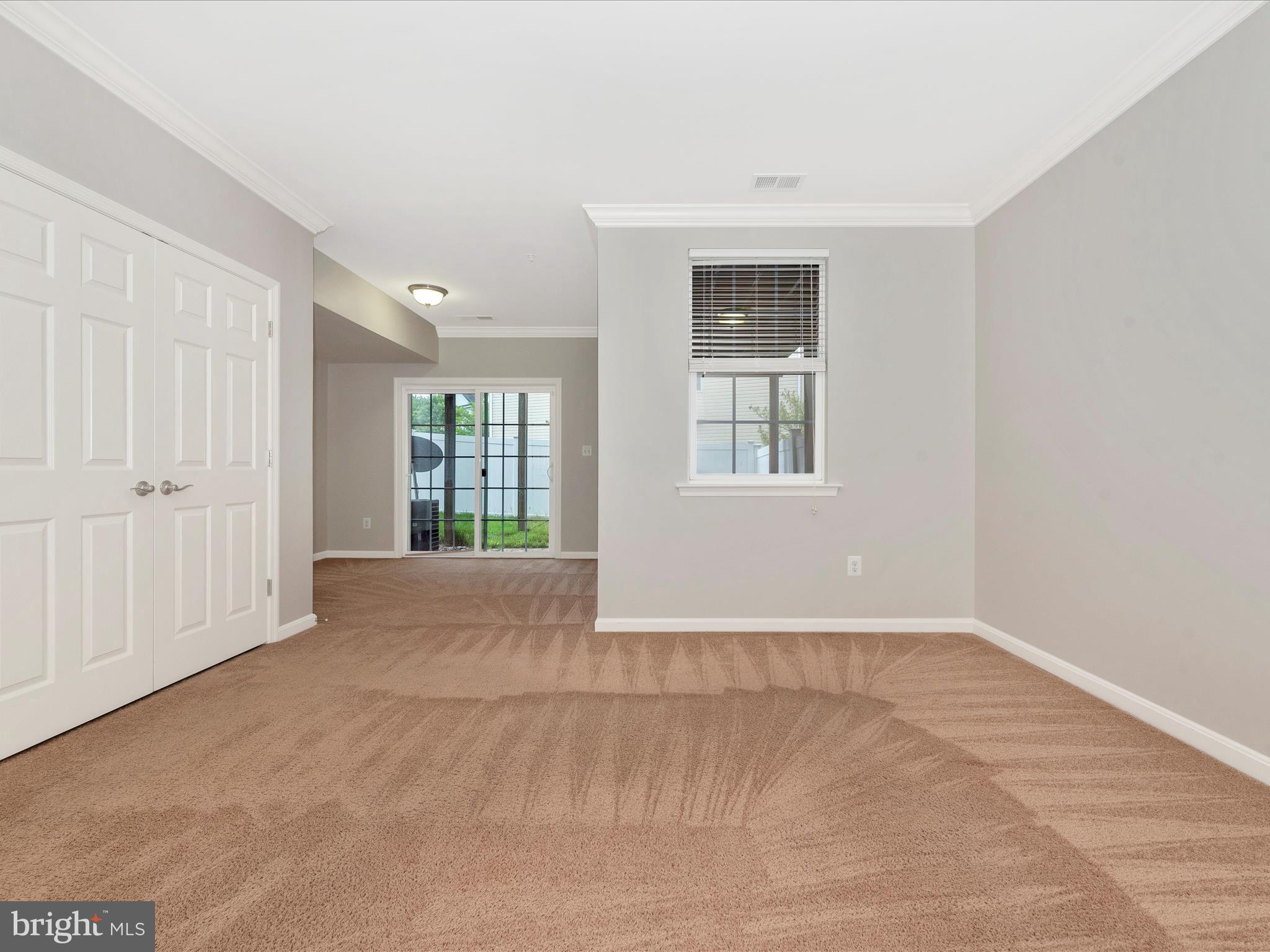 BALLENGER CREEK CENTER POND - Residential