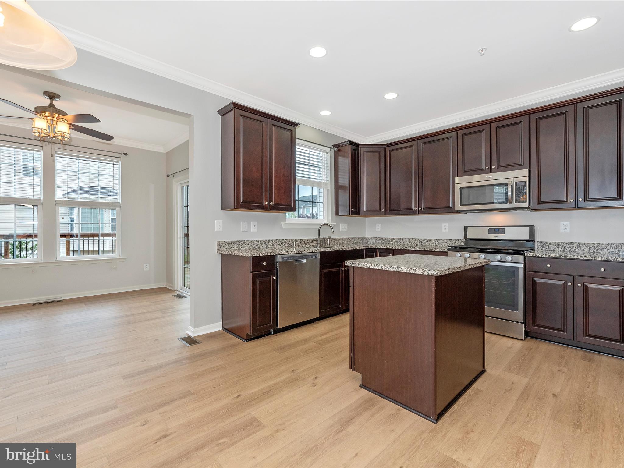 BALLENGER CREEK CENTER POND - Residential