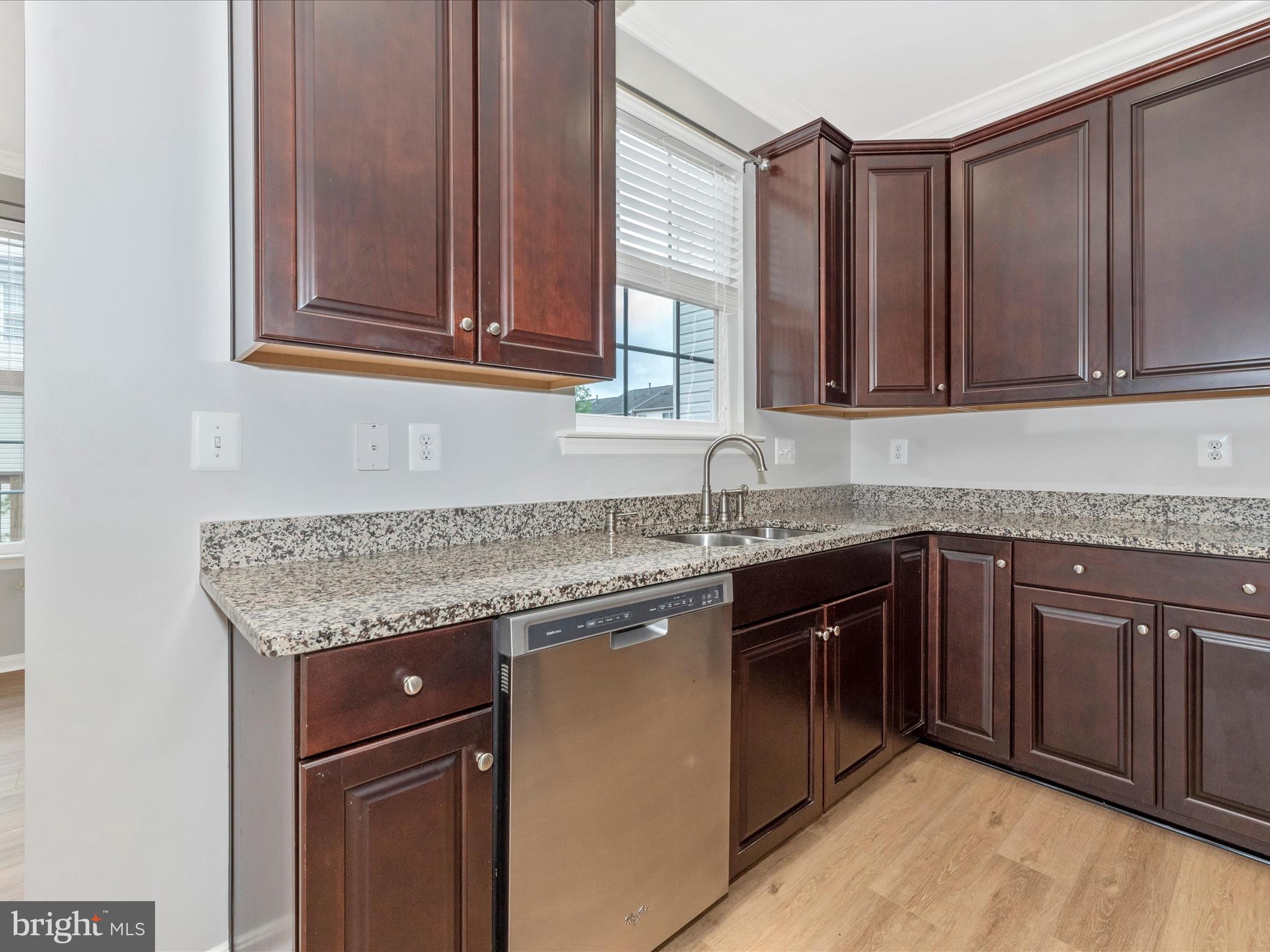 BALLENGER CREEK CENTER POND - Residential