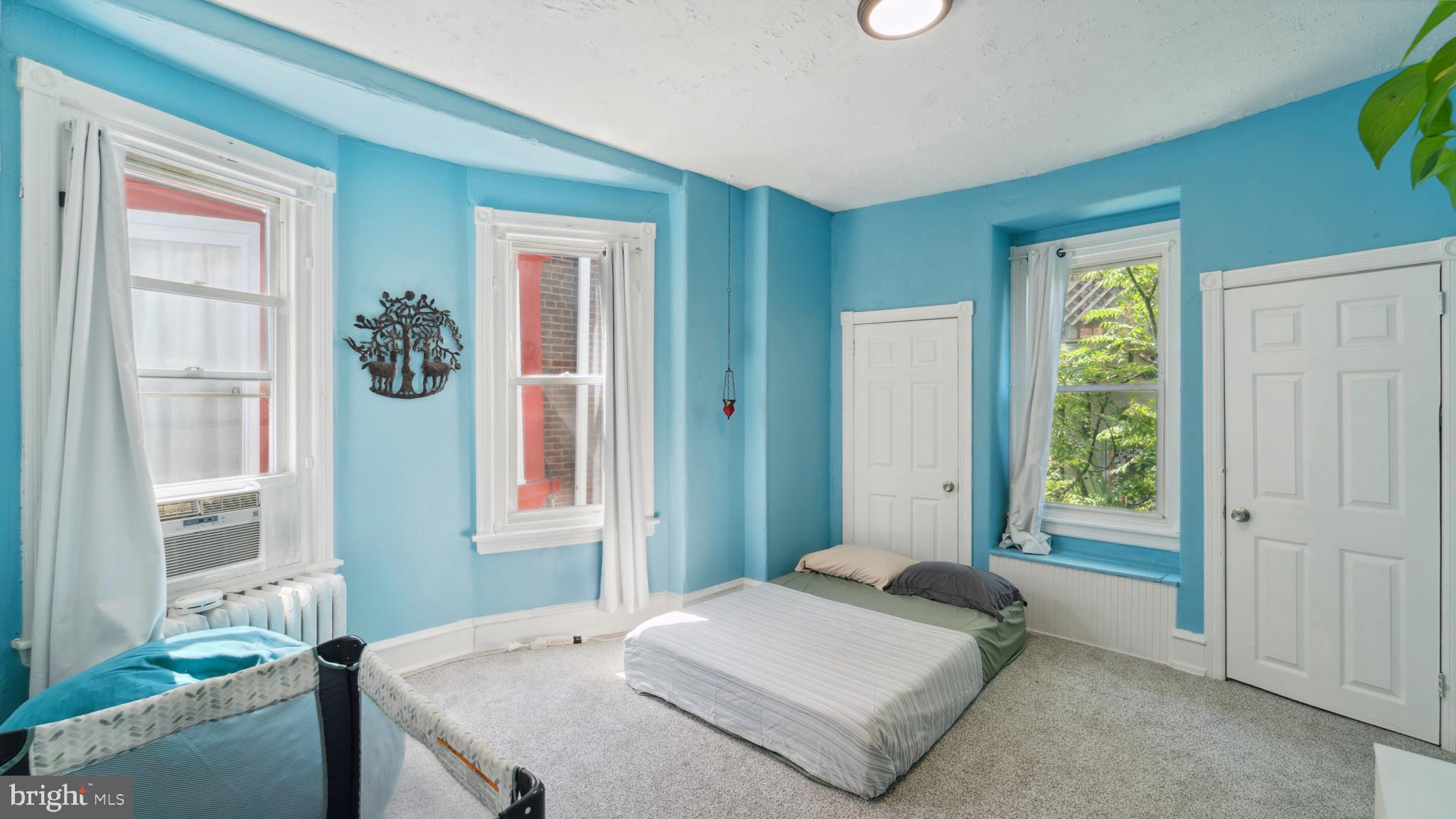GERMANTOWN (EAST) - Residential