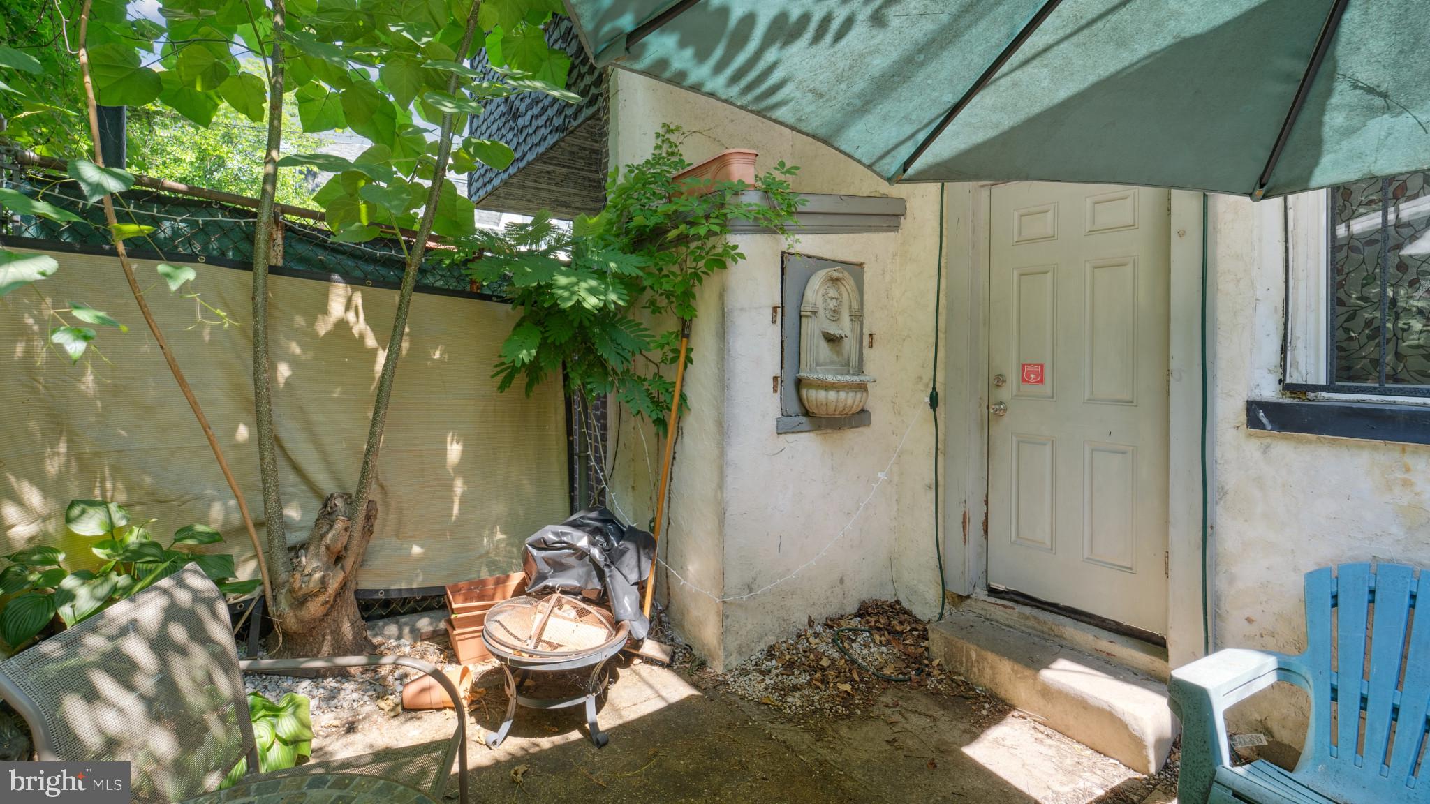 GERMANTOWN (EAST) - Residential