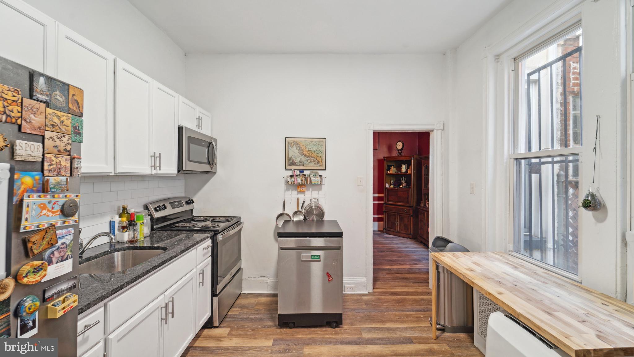 GERMANTOWN (EAST) - Residential