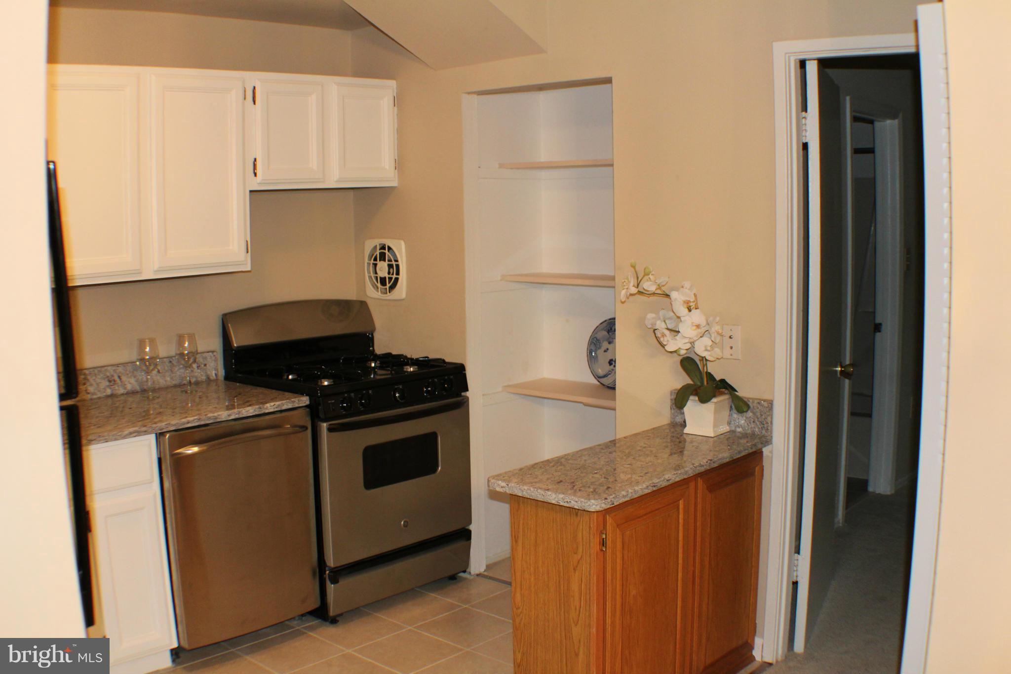 TIMBERLANE VILLAGE GARDEN CONDOMINIUMS - Residential