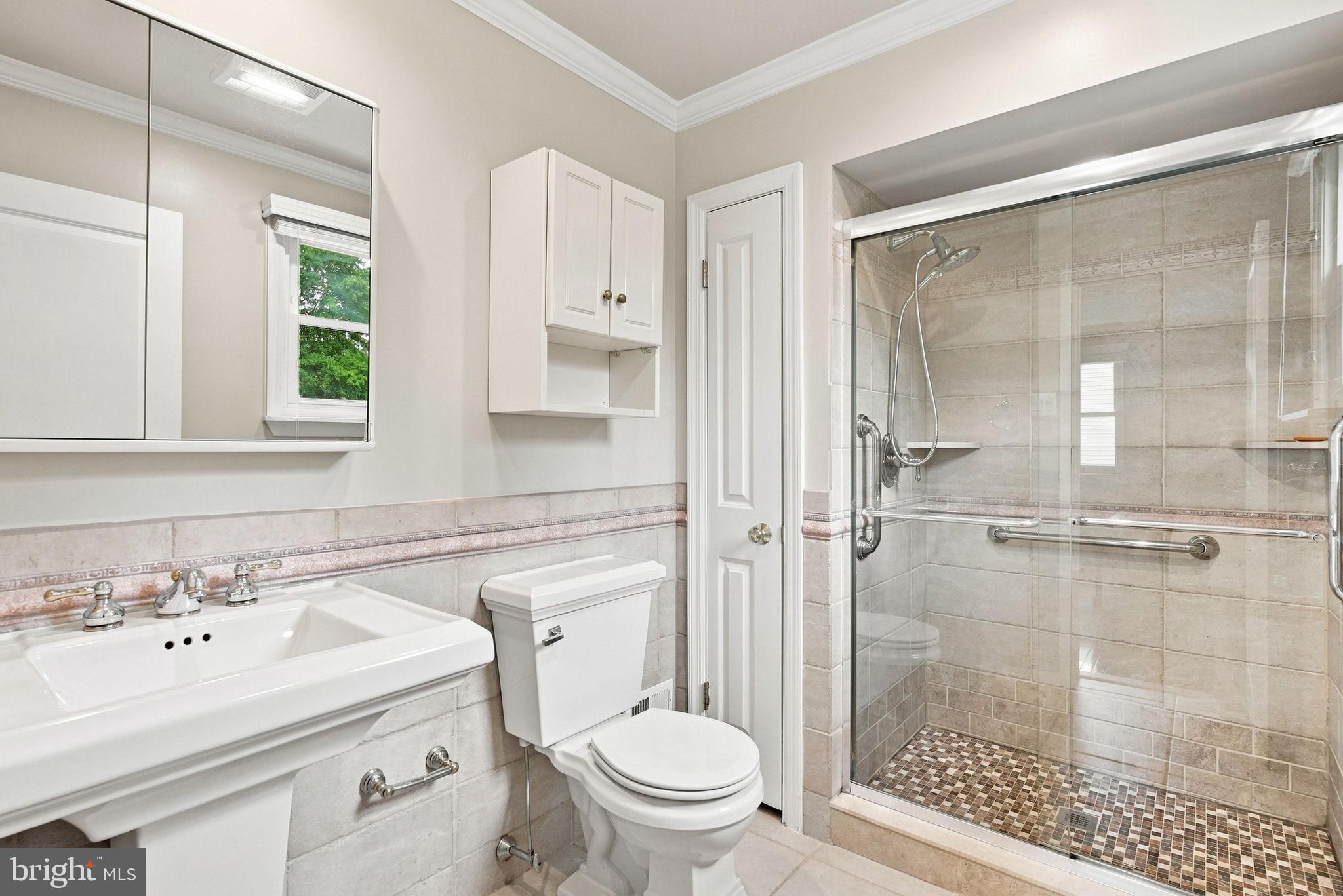 1066 HACKNEY CIRCLE
