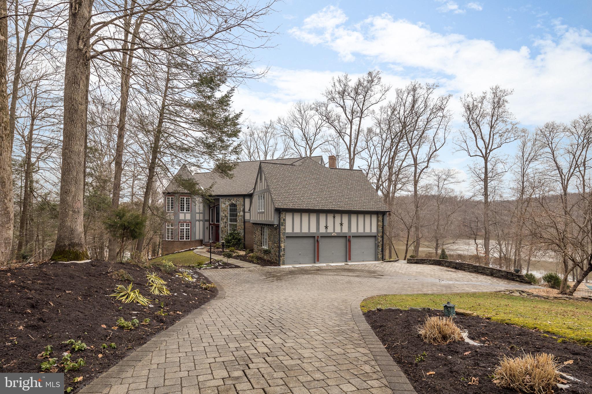 OCCOQUAN OVERLOOK - Residential