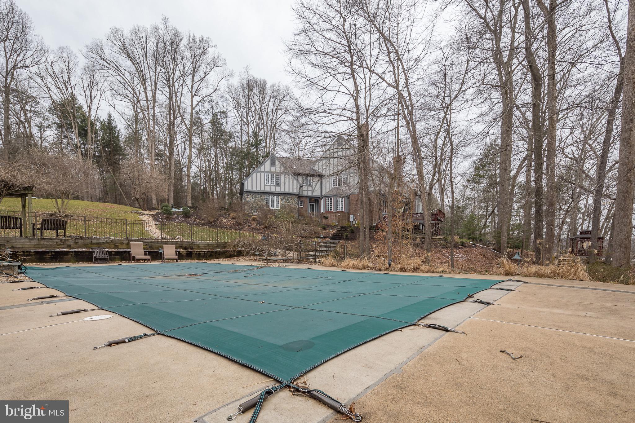 OCCOQUAN OVERLOOK - Residential