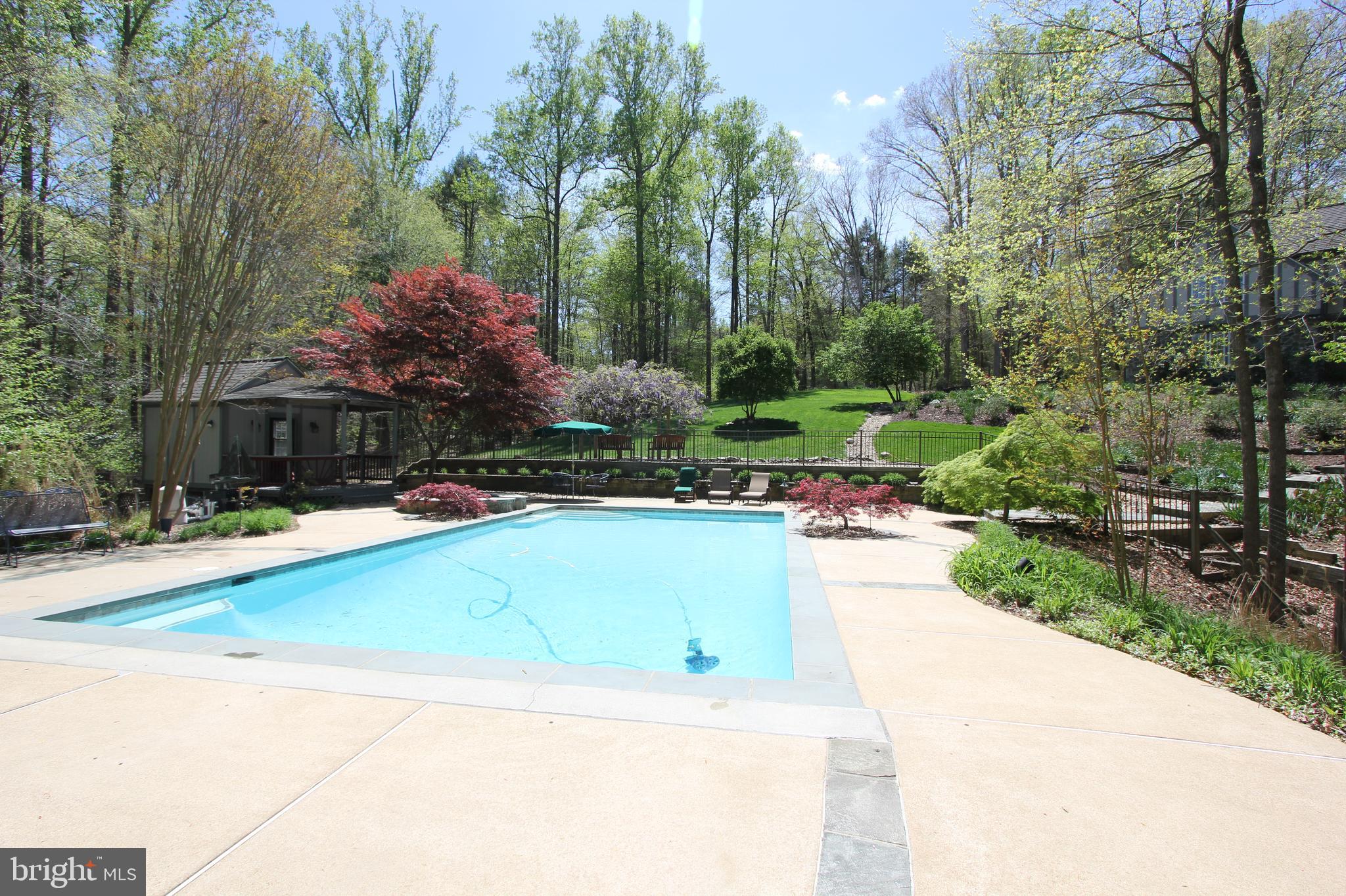OCCOQUAN OVERLOOK - Residential