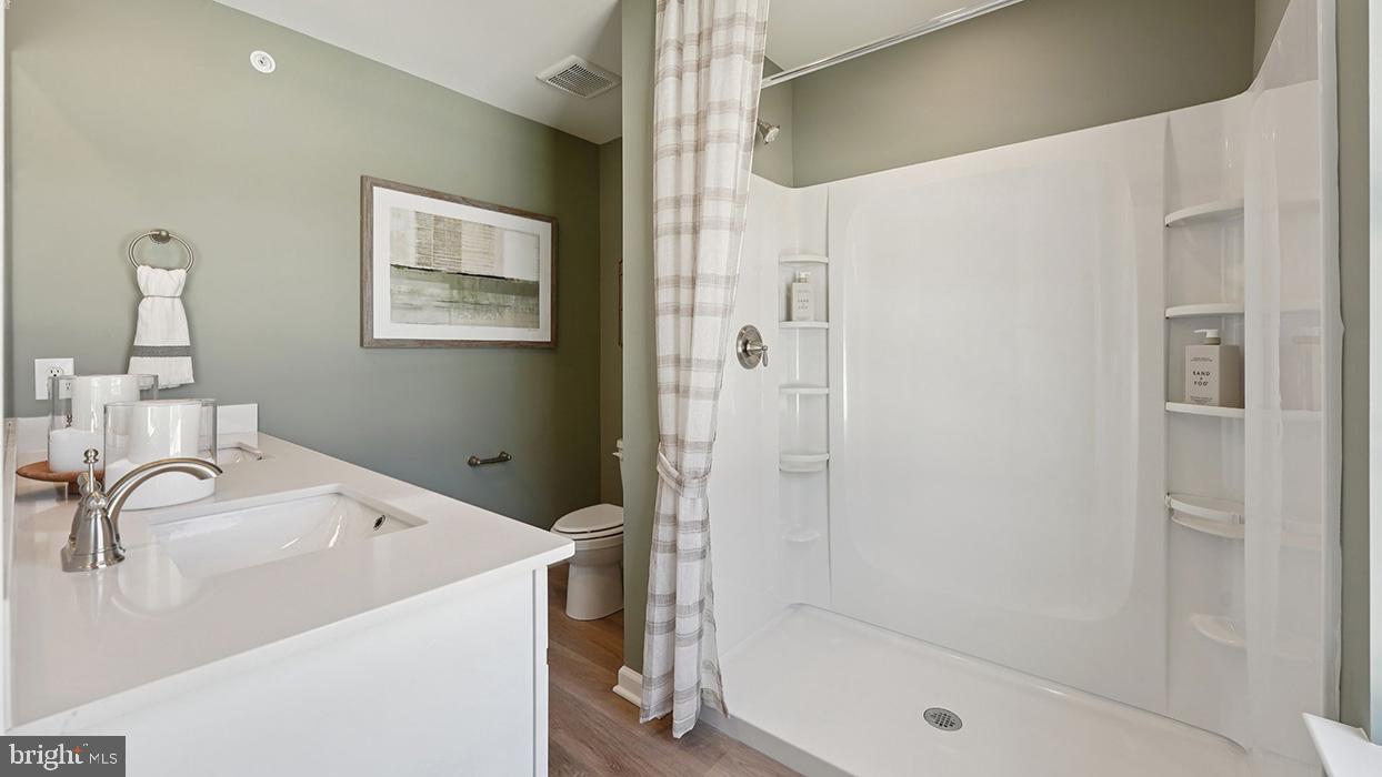 SPRING GARDEN MEADOWS - Residential