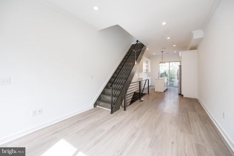 Townhouse For Rent - 2137 Cross Street<br/> Philadelphia County, PHILADELPHIA, PA 19146