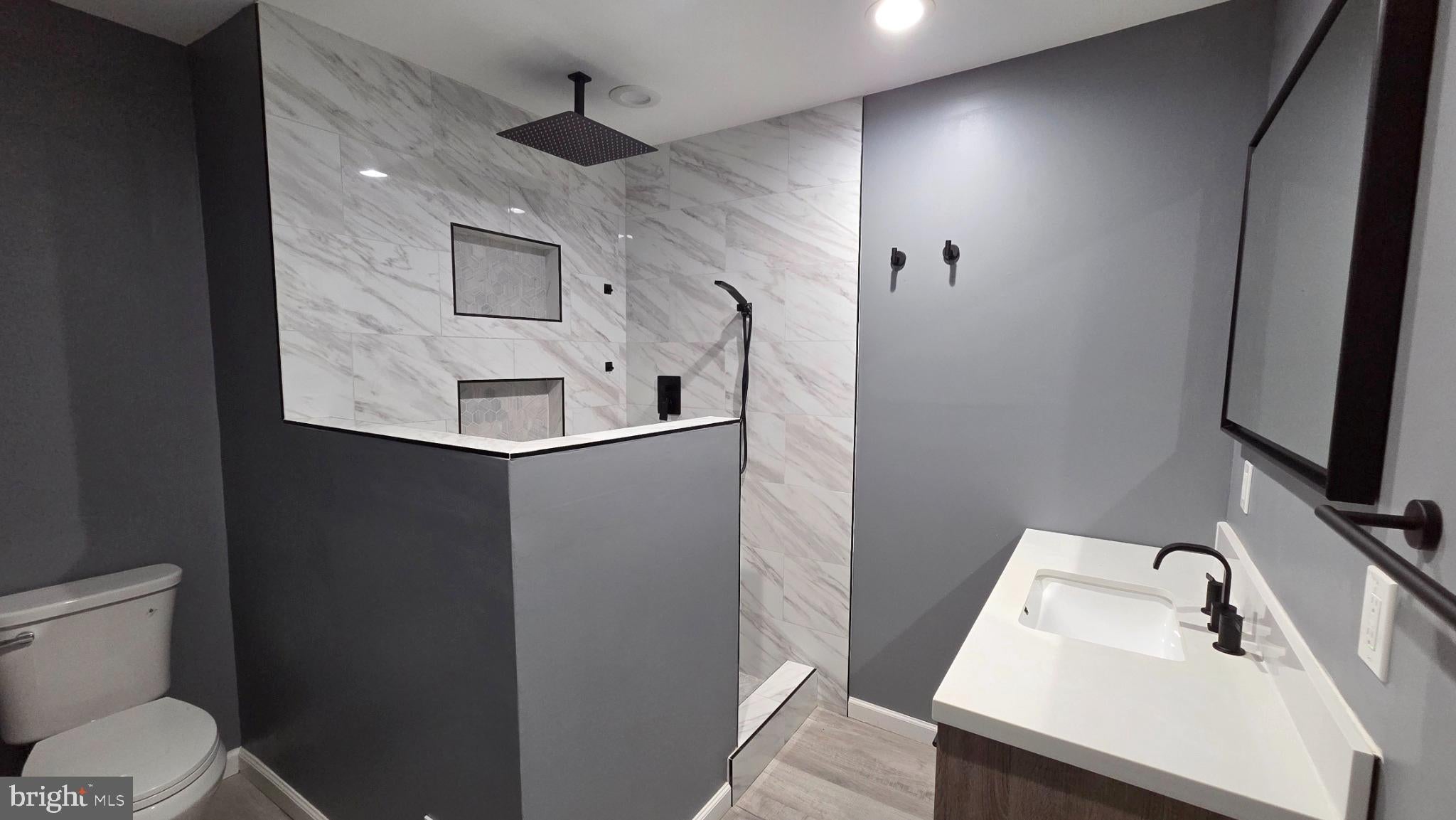 7337 MARIPOSA DRIVE