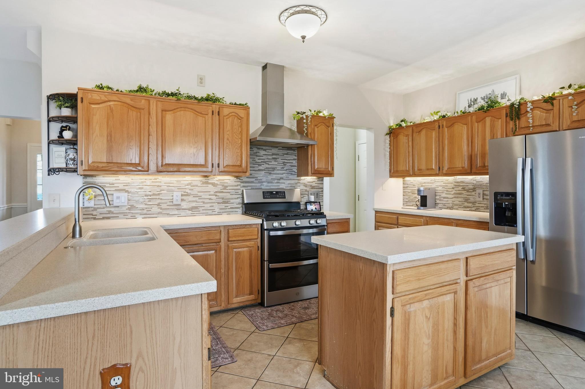 PARK AVE ESTATES - Residential