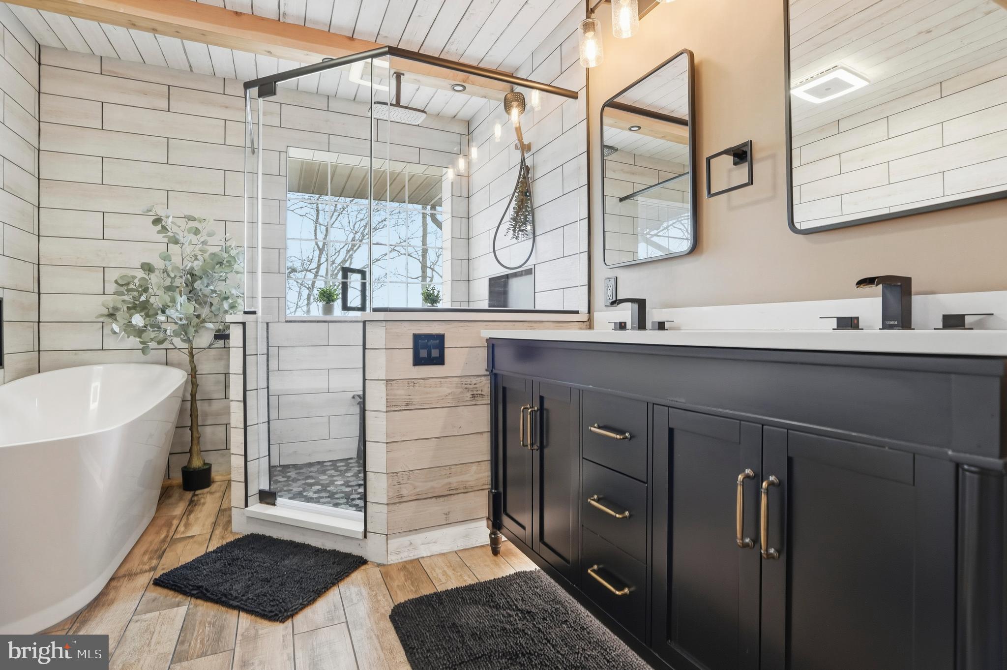 PARK AVE ESTATES - Residential