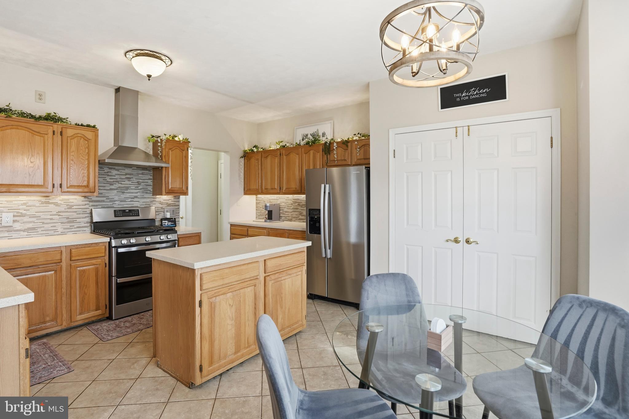 PARK AVE ESTATES - Residential