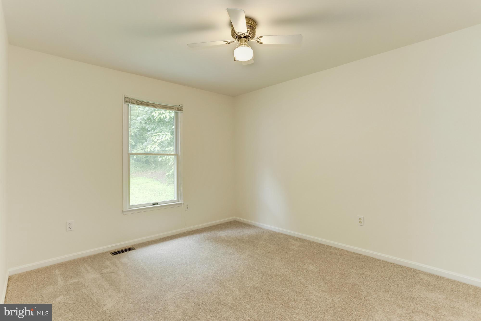 SUNRISE BEACH - Residential