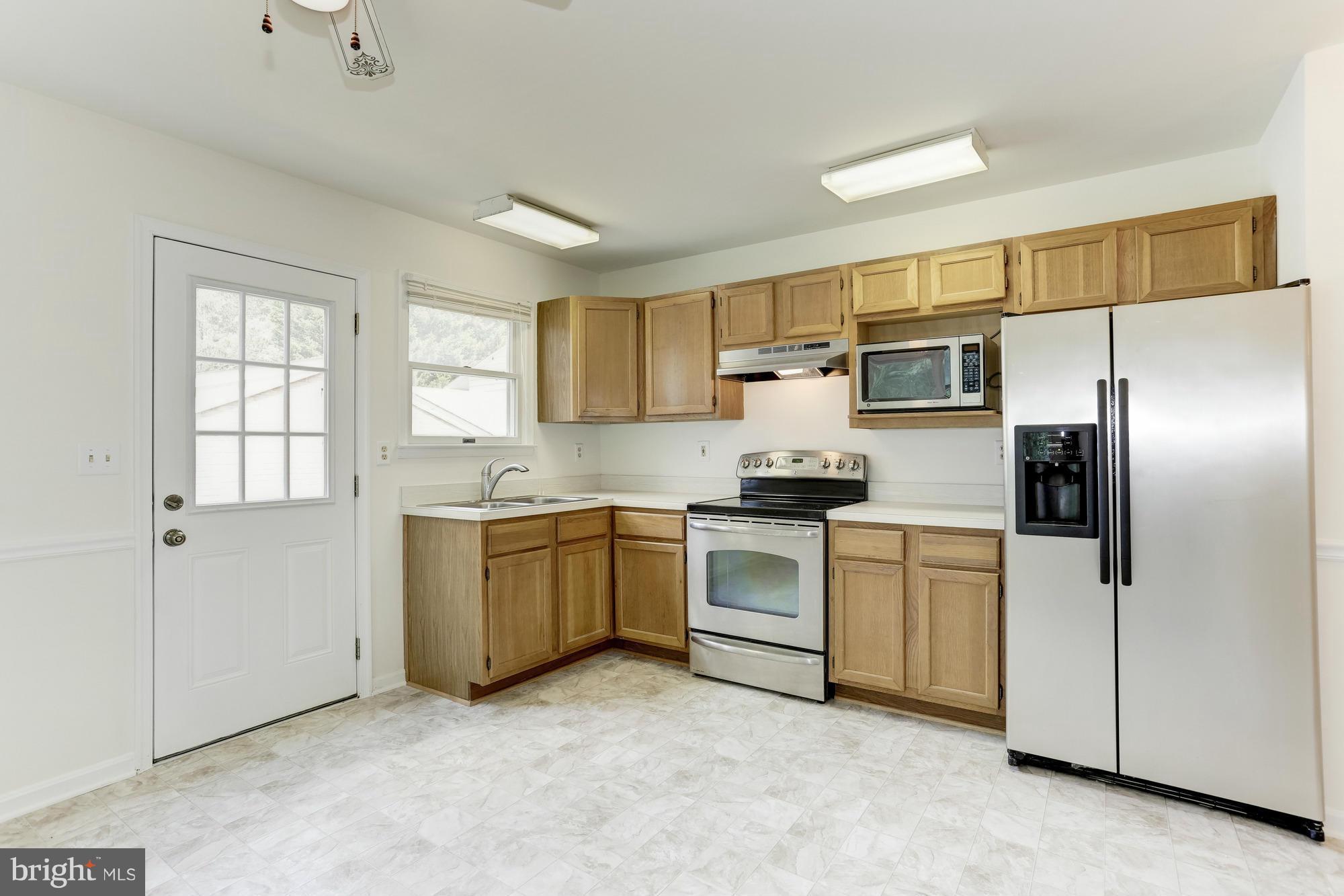 SUNRISE BEACH - Residential