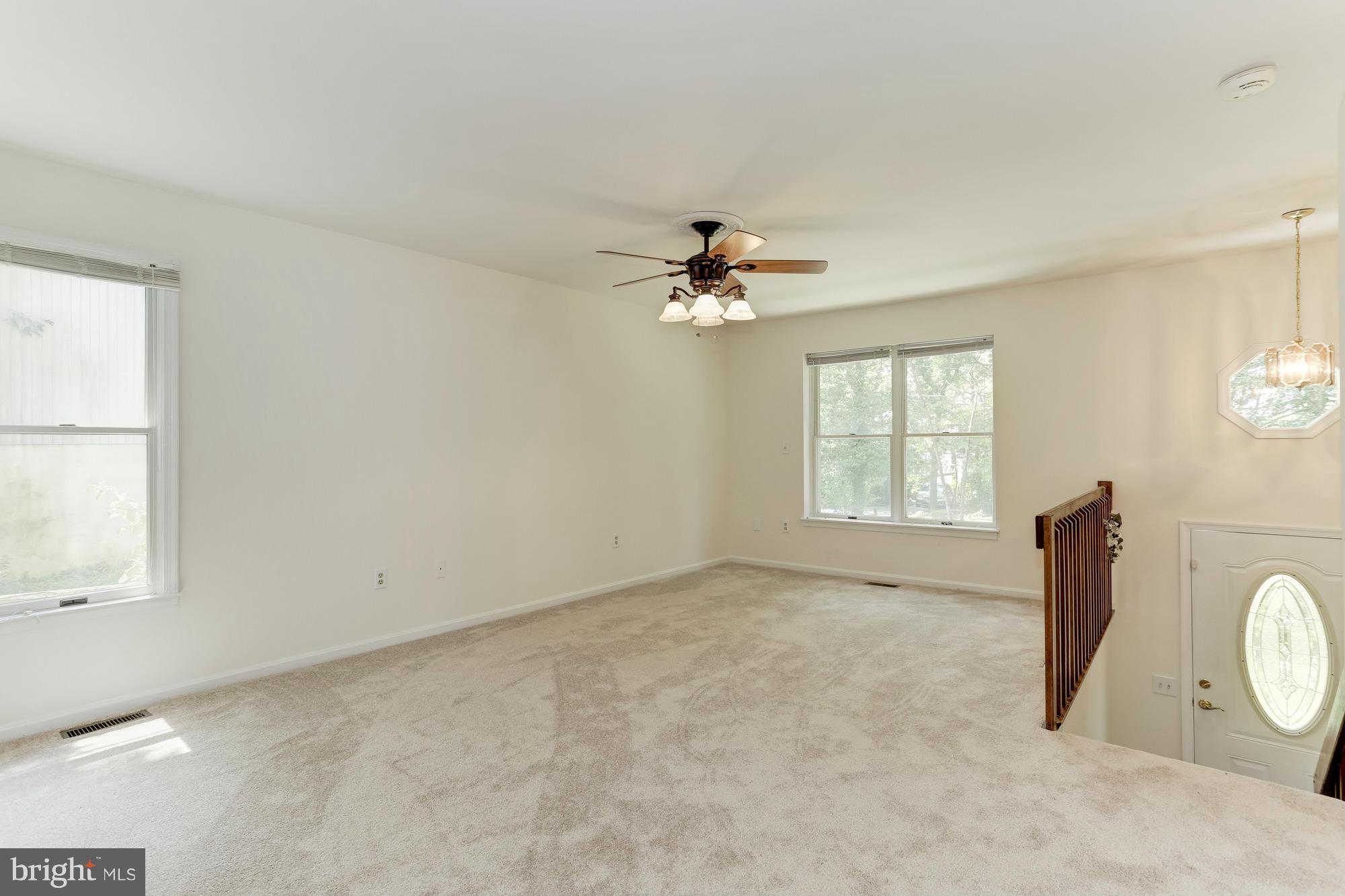 SUNRISE BEACH - Residential