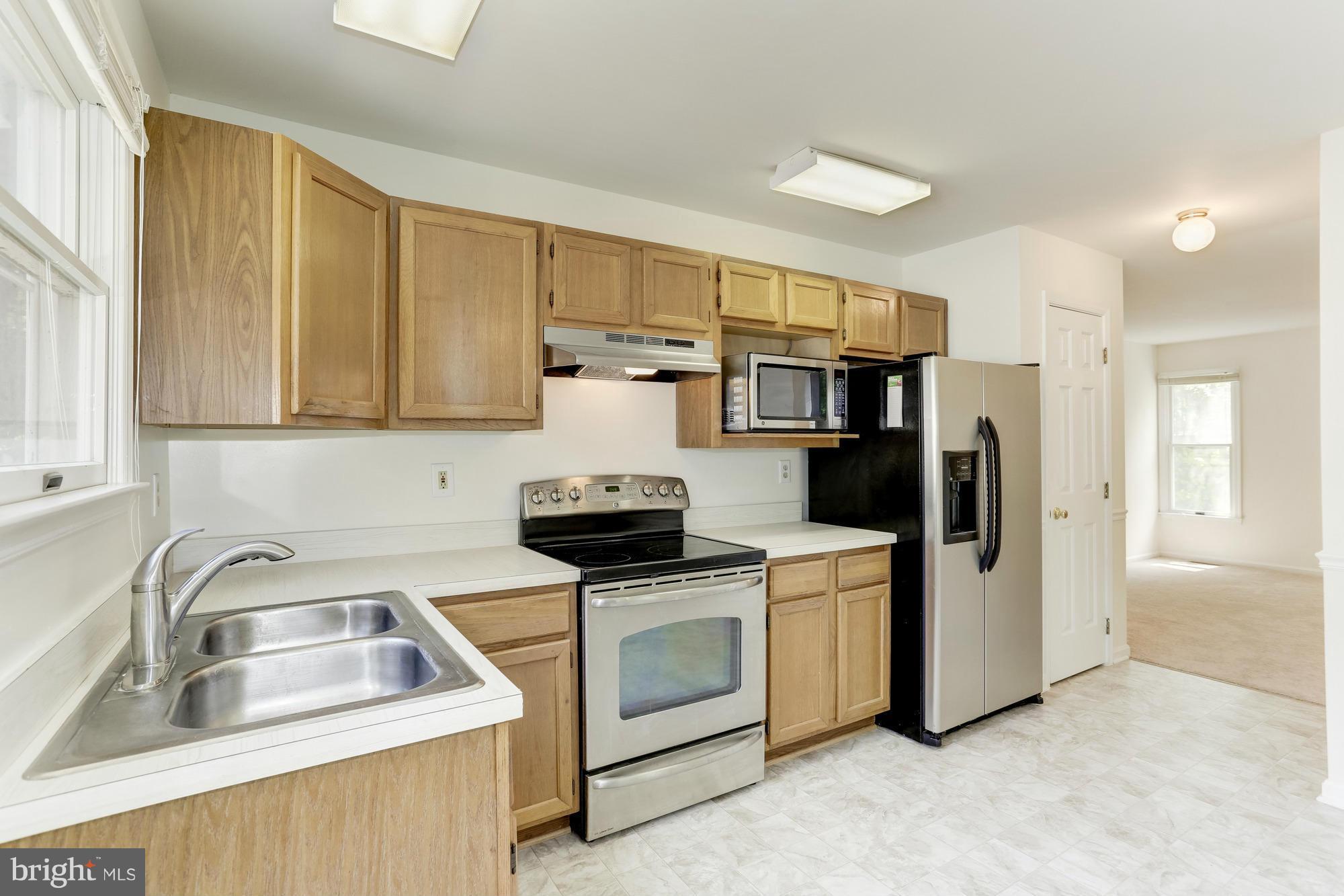 SUNRISE BEACH - Residential