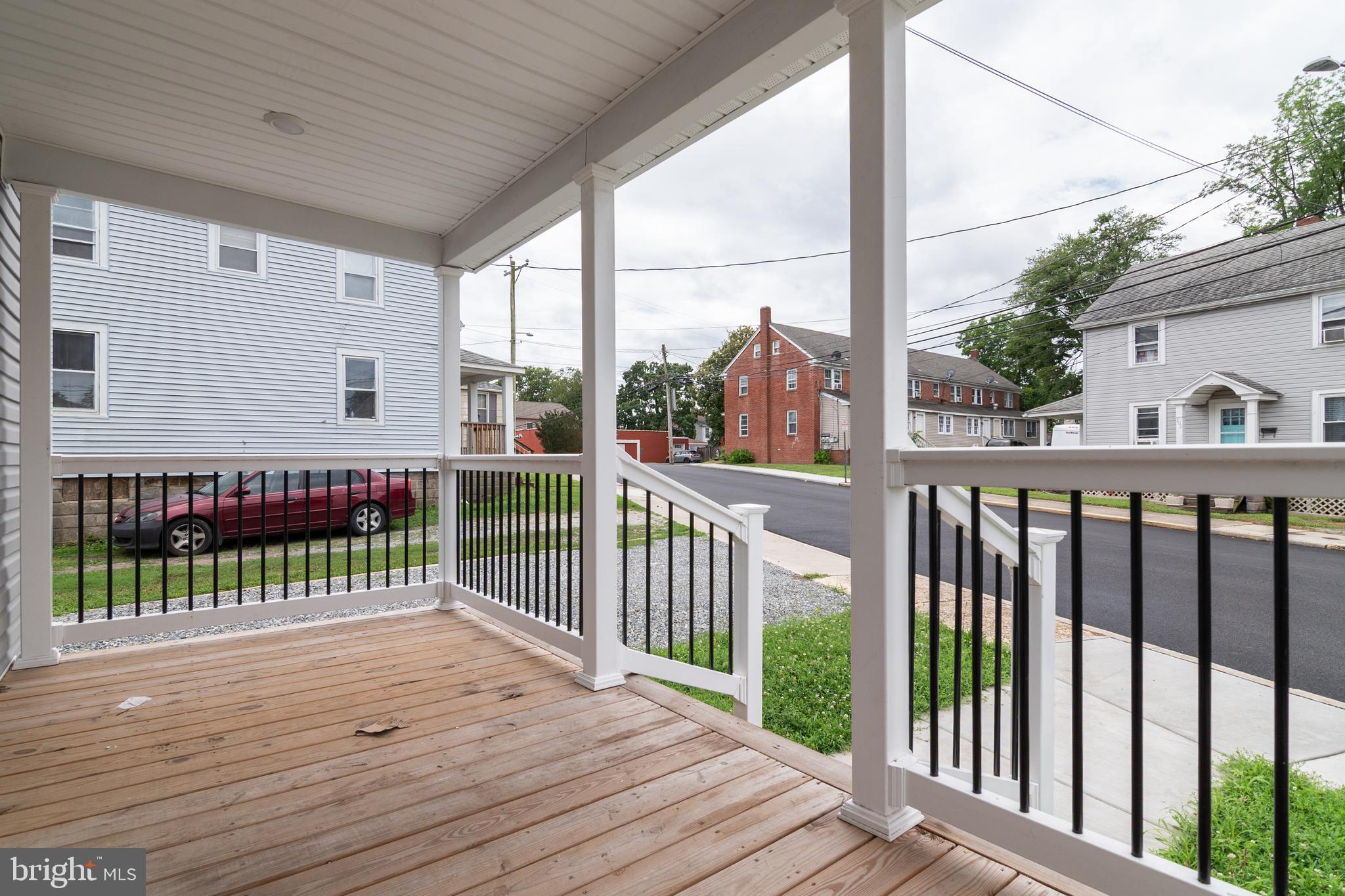 205 N WASHINGTON STREET