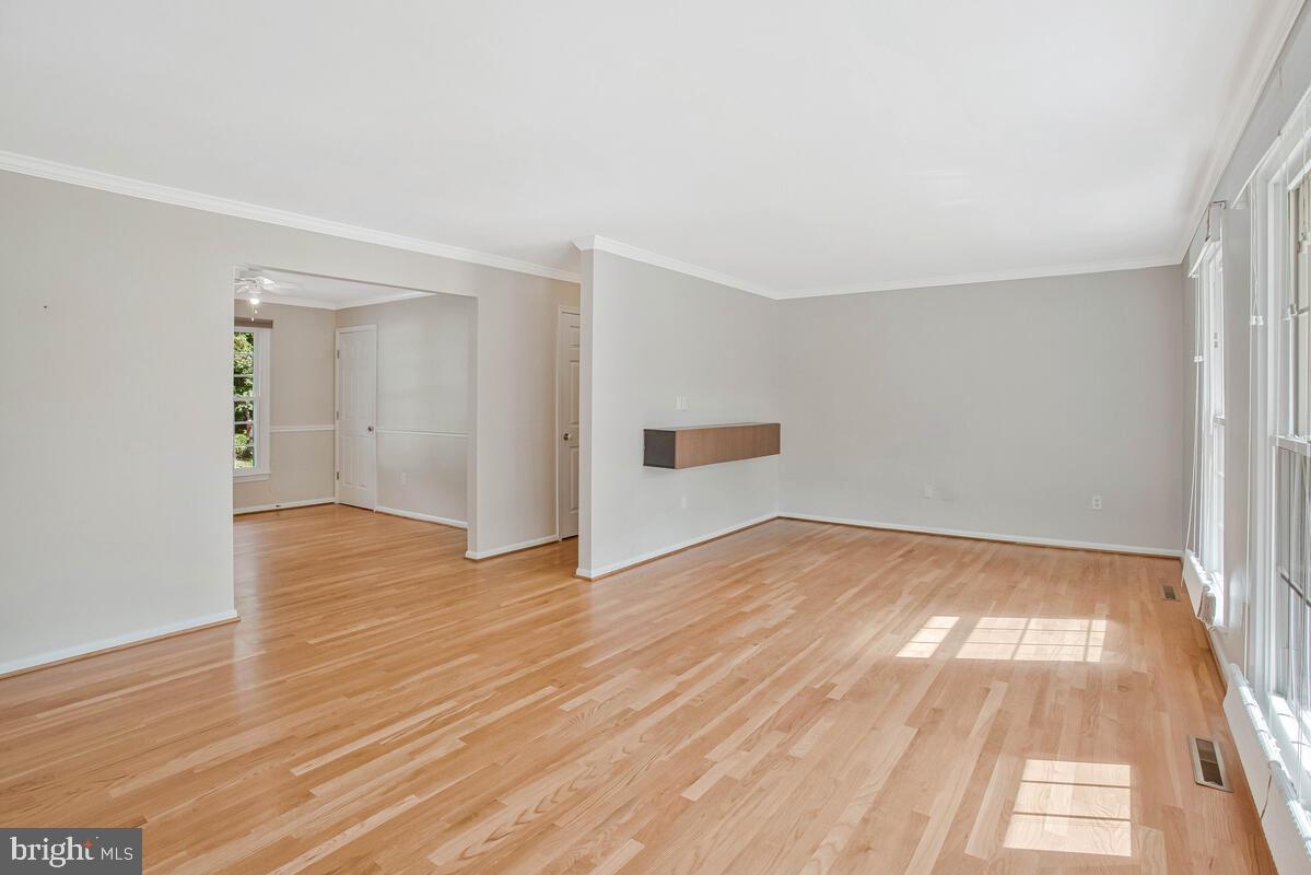 SHORES OF CALVERT - Residential