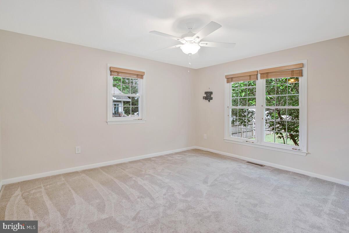 SHORES OF CALVERT - Residential