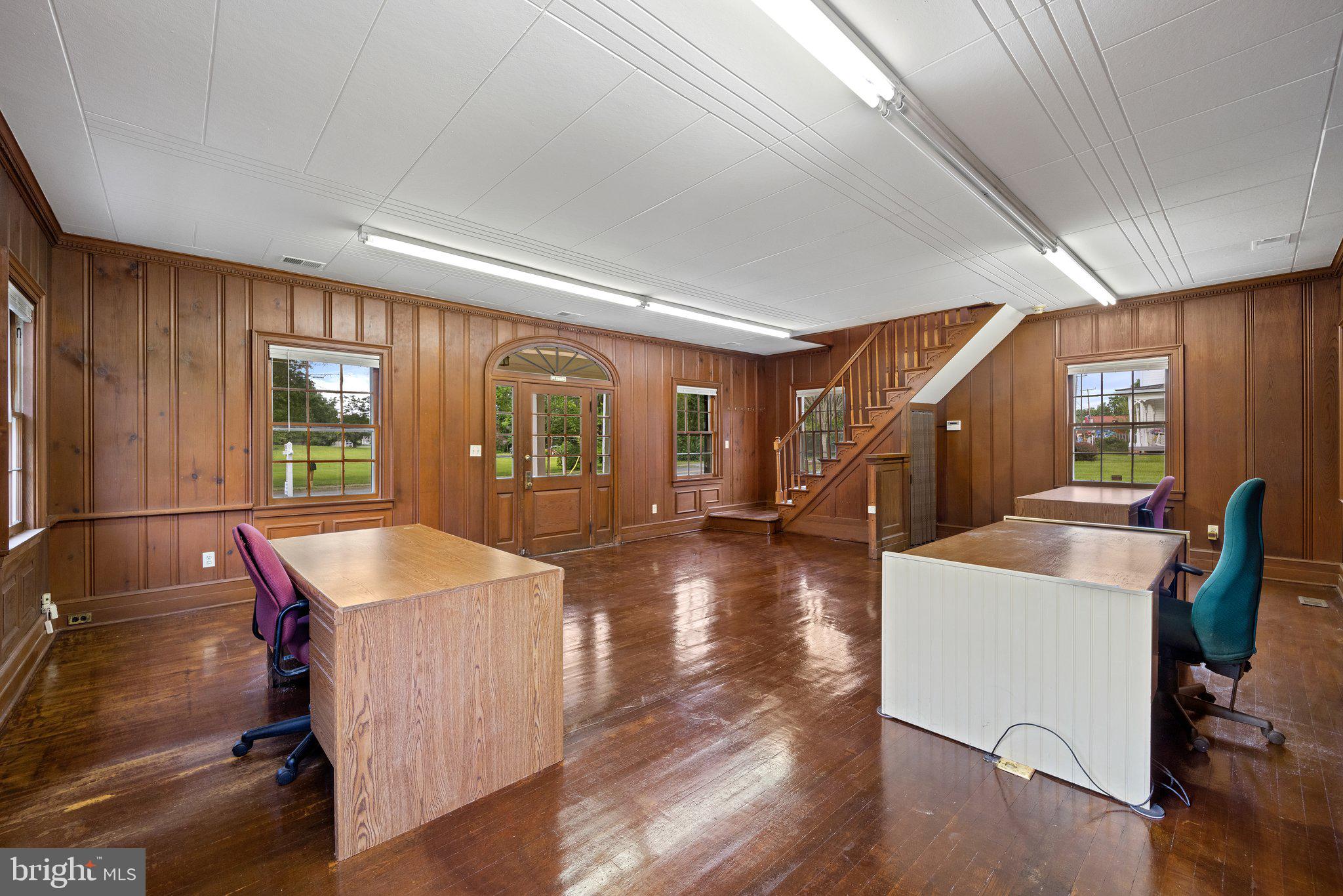 MARSHALL, VA - Commercial Lease