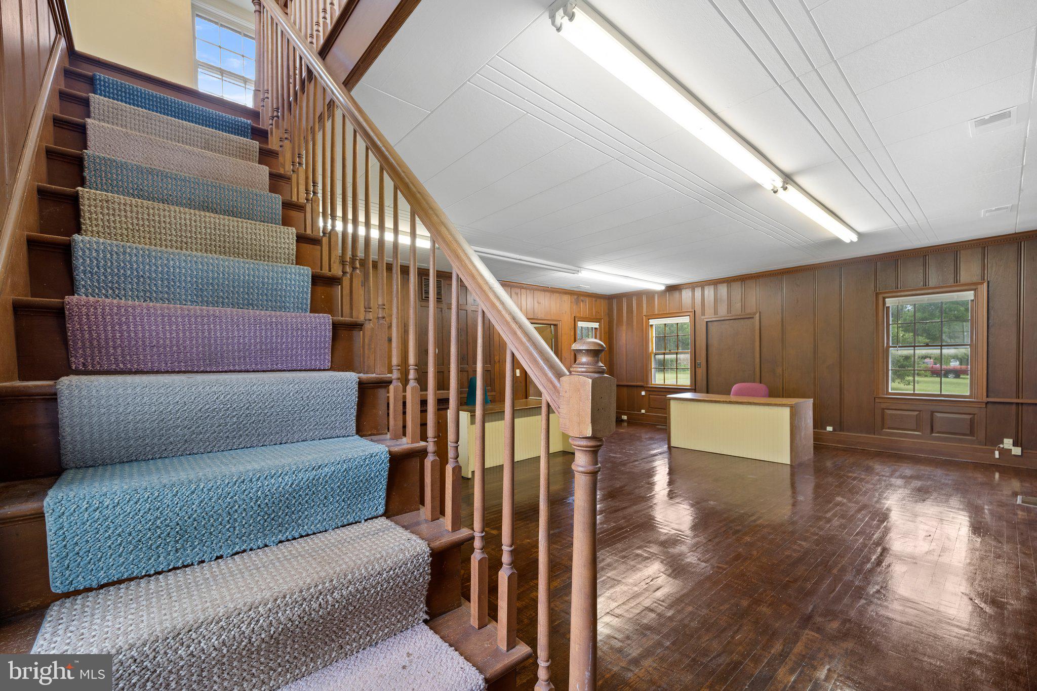 MARSHALL, VA - Commercial Lease