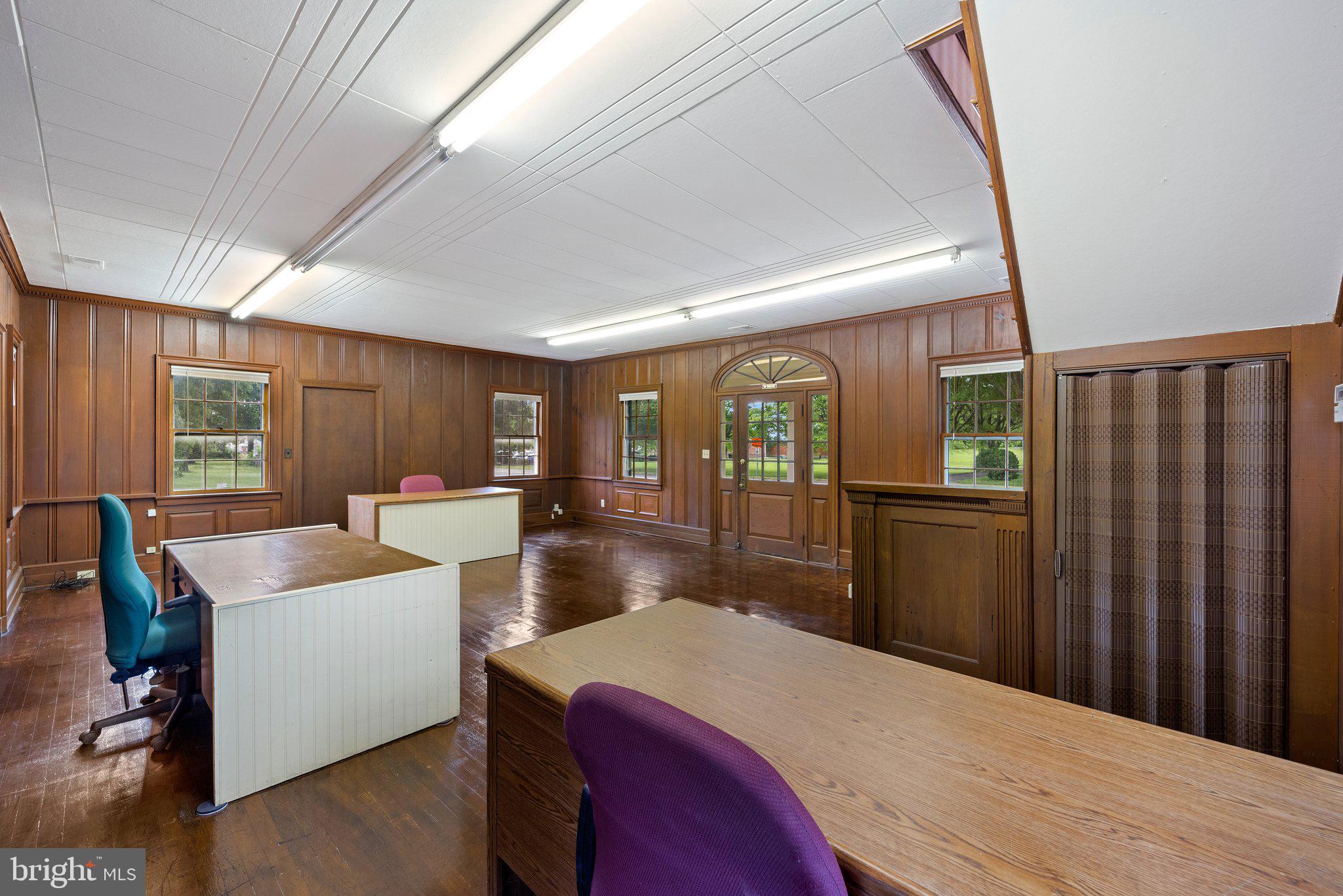 MARSHALL, VA - Commercial Lease