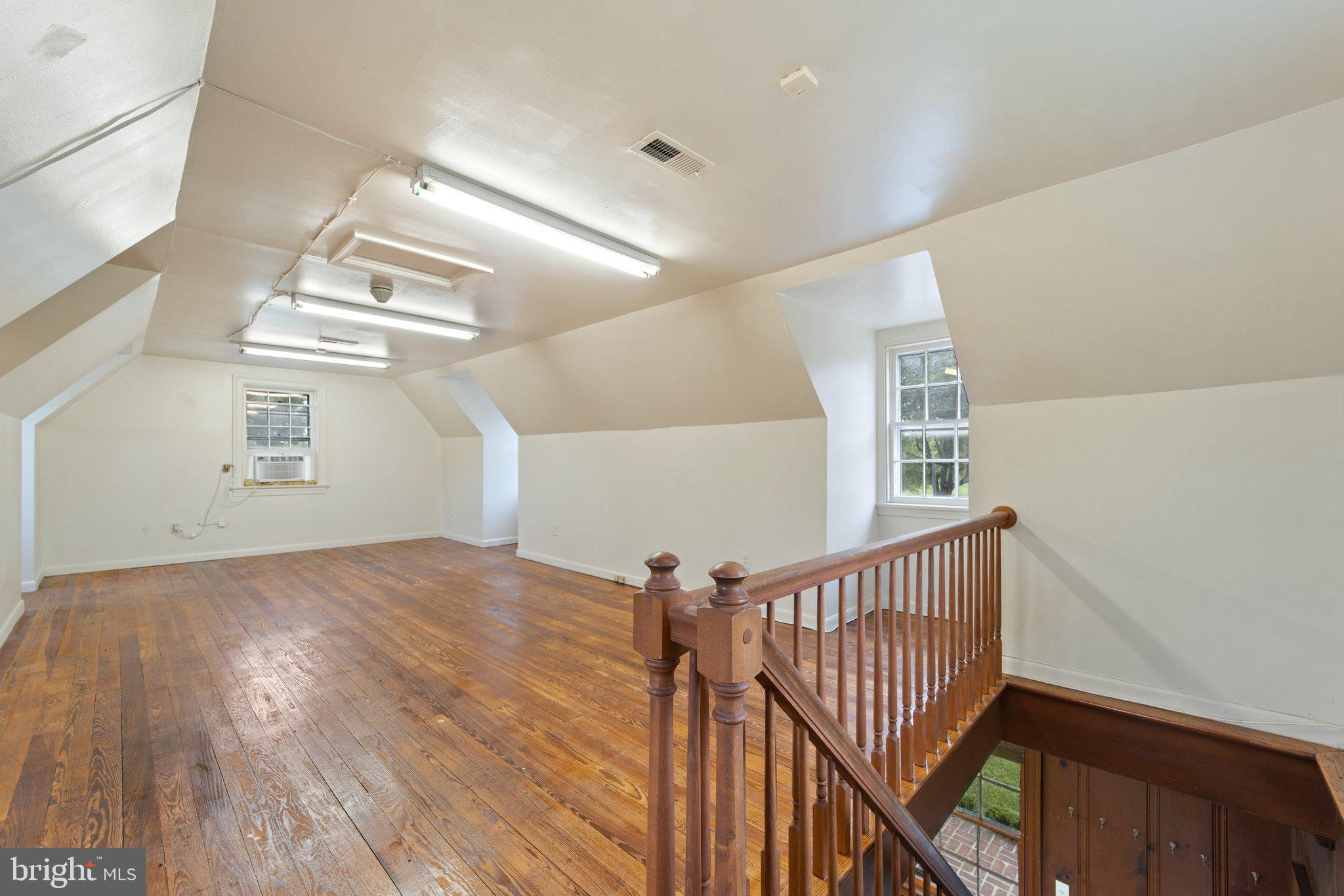 MARSHALL, VA - Commercial Lease