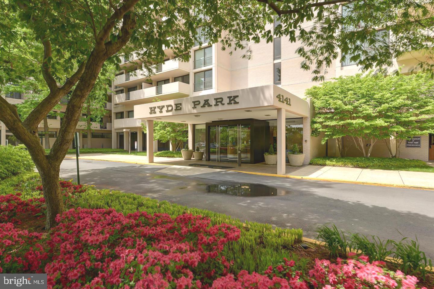 4141 N HENDERSON ROAD 1023