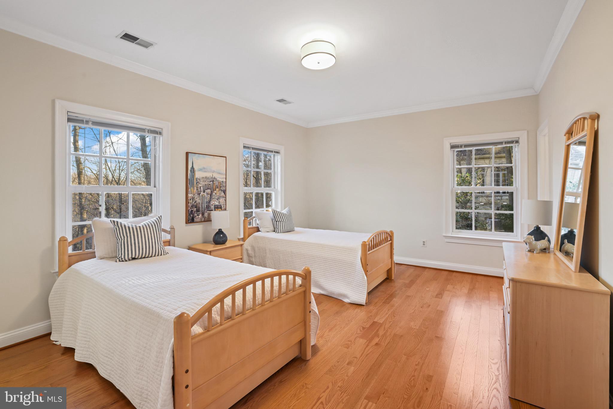 THE RESERVE - Residential