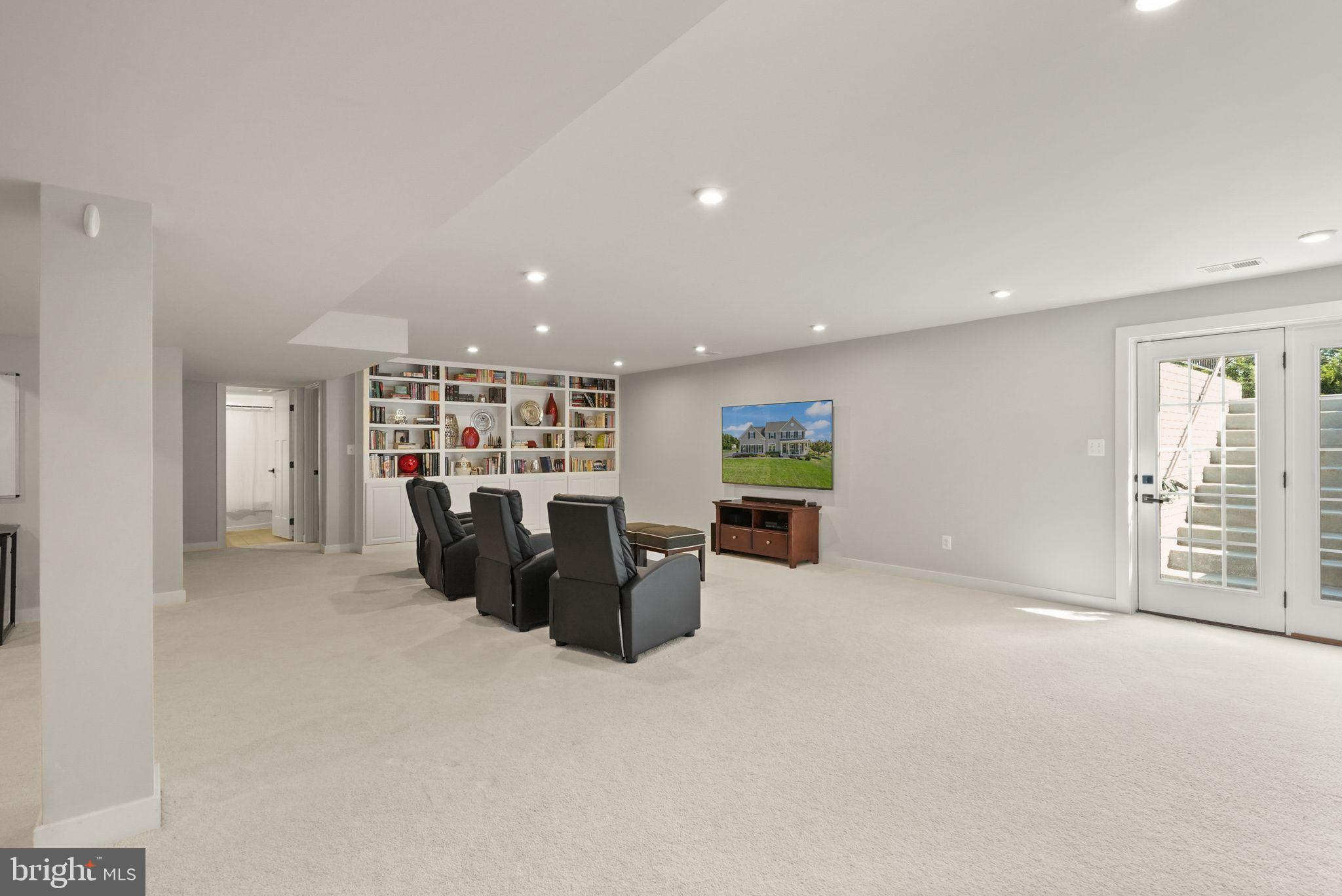 PARX ESTATES - Residential