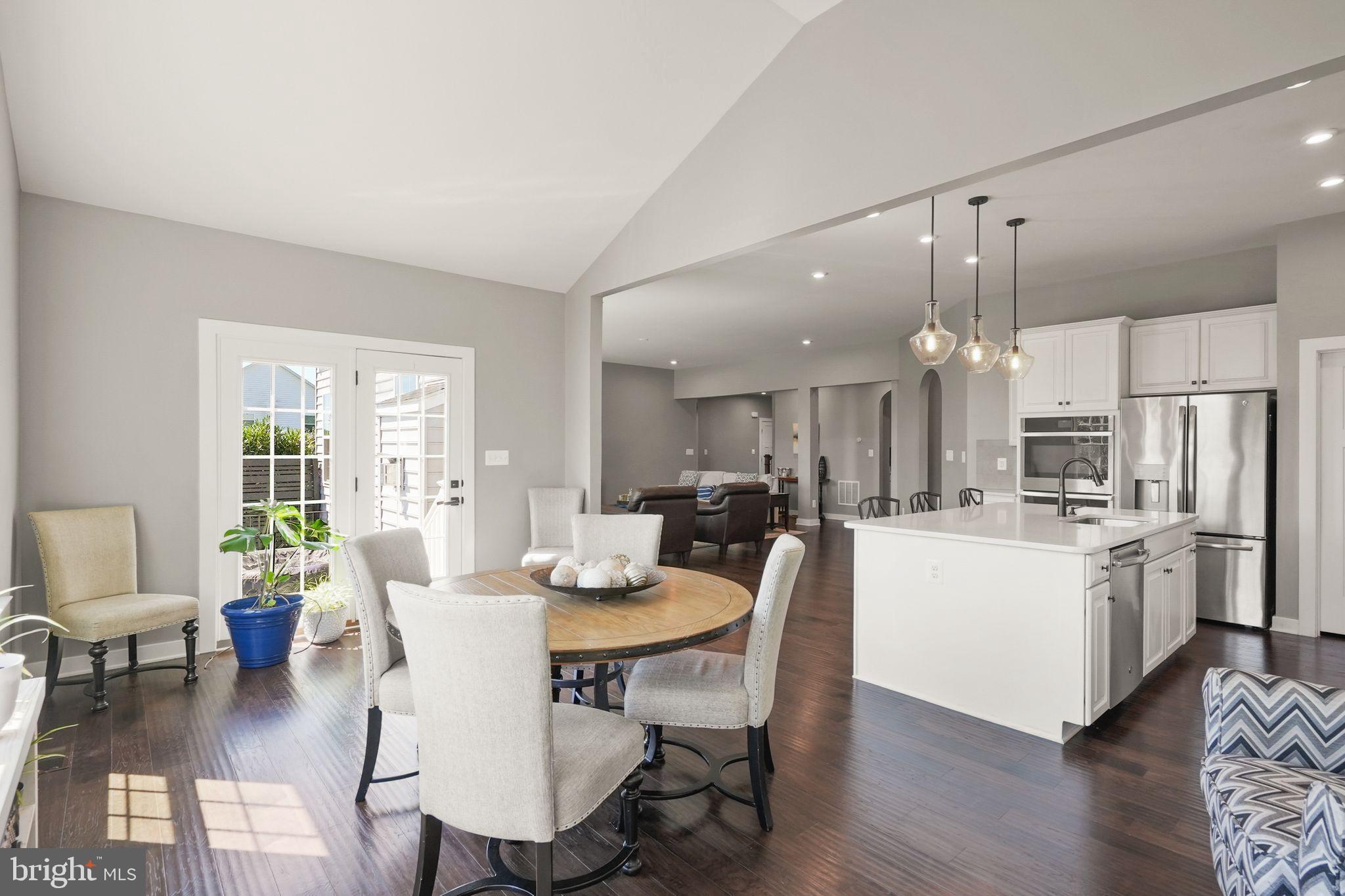 PARX ESTATES - Residential