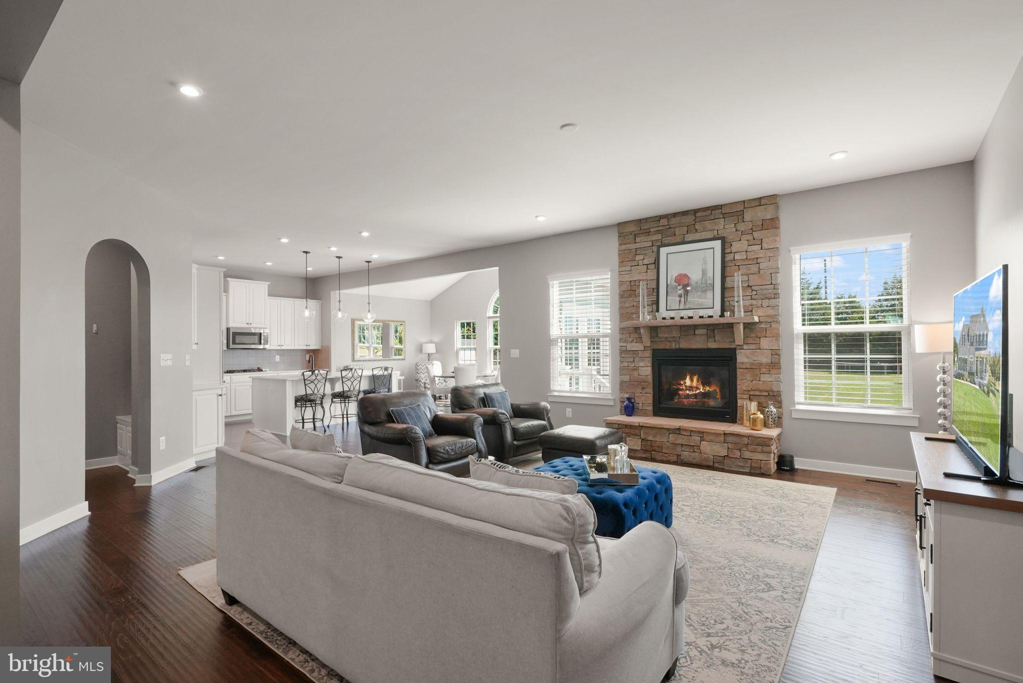 PARX ESTATES - Residential