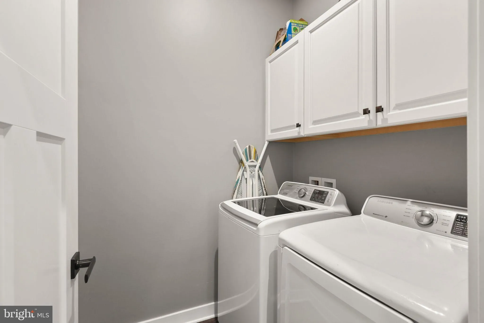 Nokesville, Virginia 20181, United States, 4 Bedrooms Bedrooms, ,4 BathroomsBathrooms,Residential,Active,203335