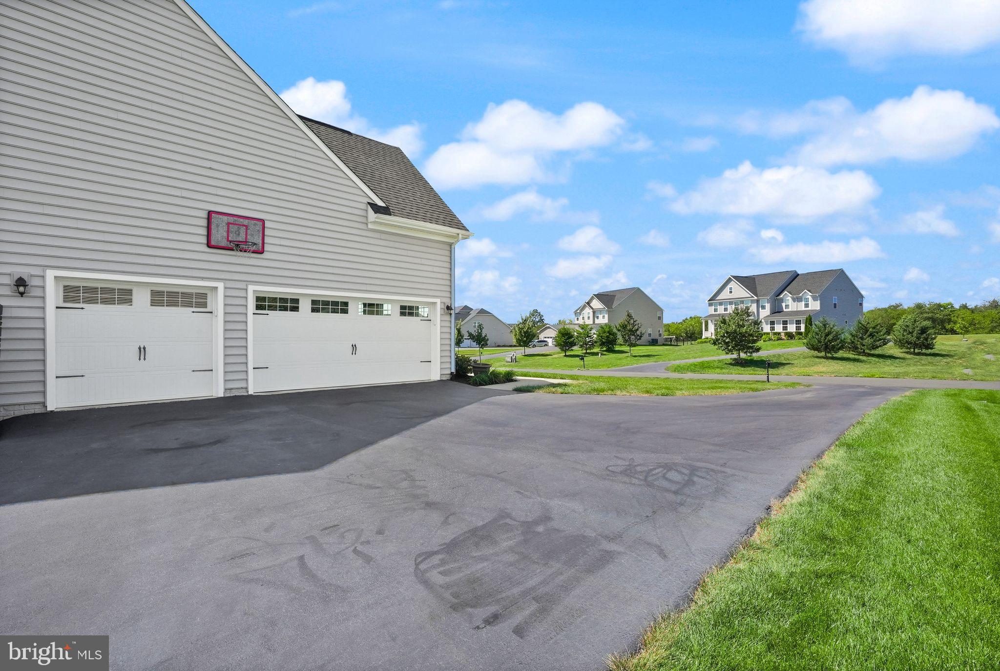 PARX ESTATES - Residential