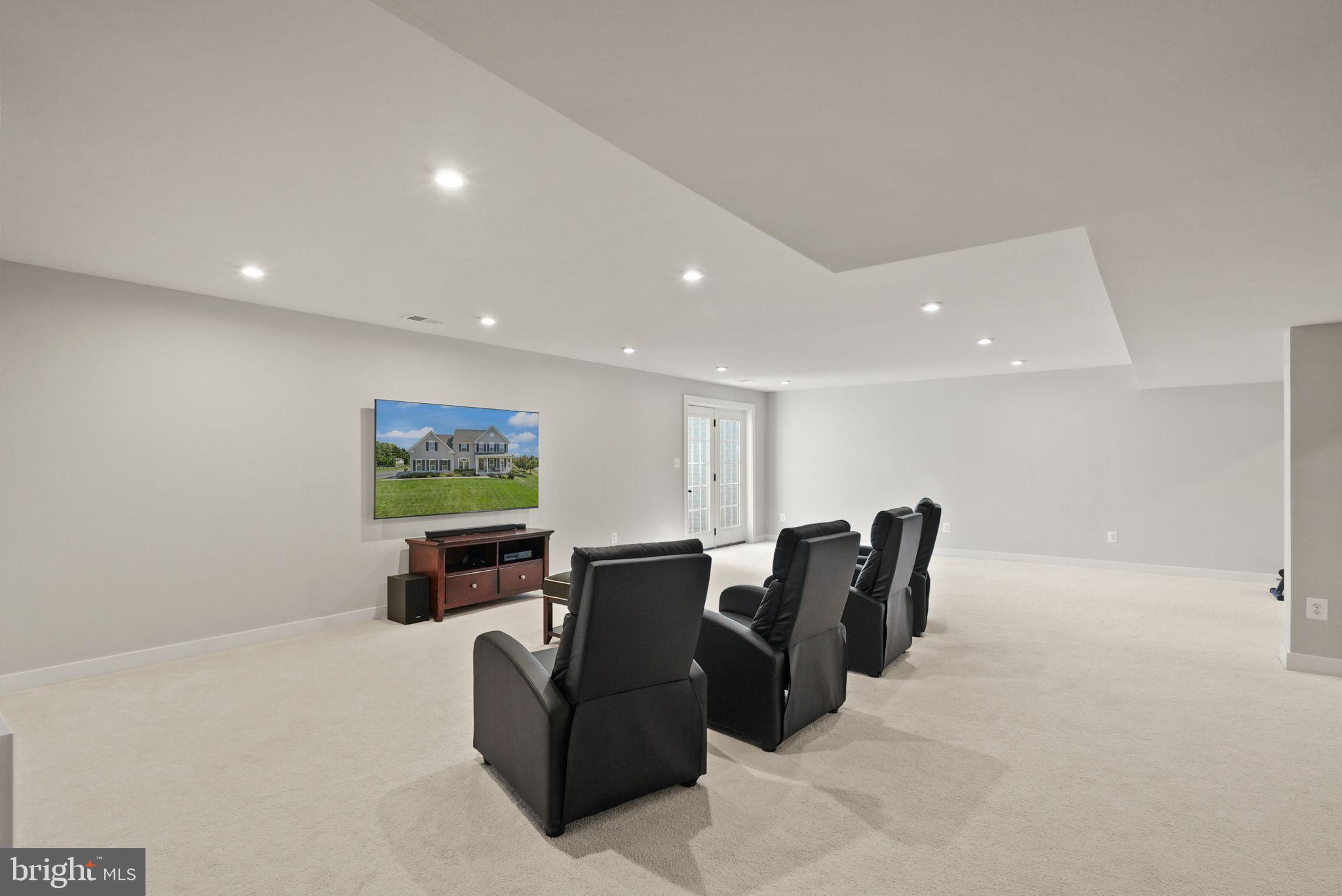 PARX ESTATES - Residential