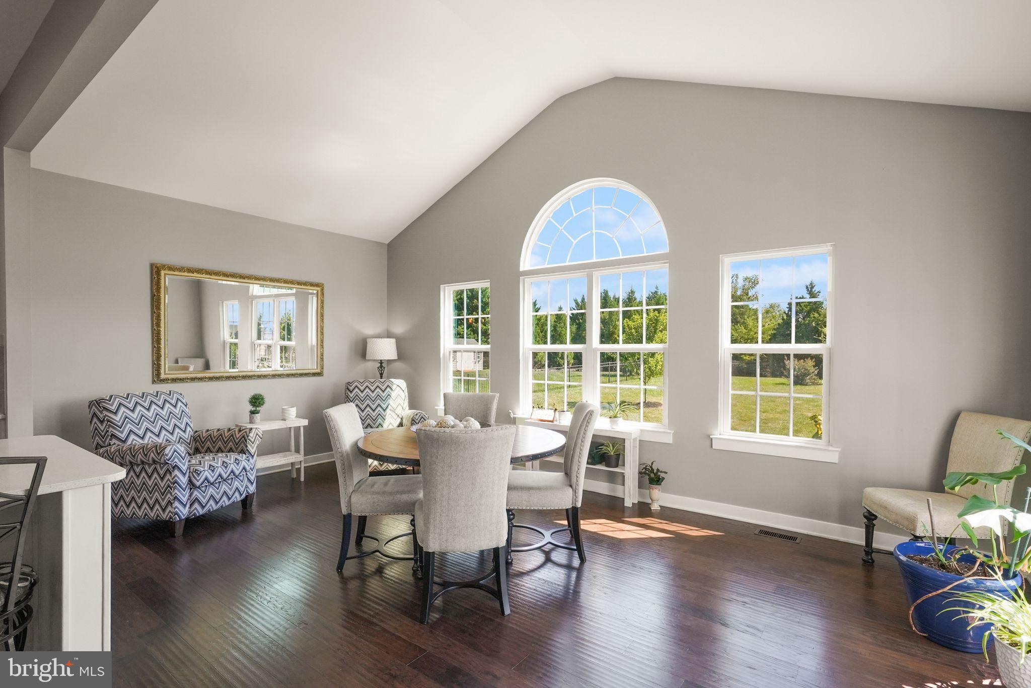 PARX ESTATES - Residential