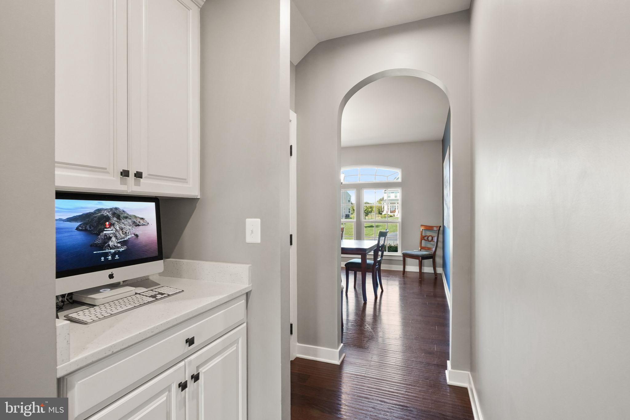 PARX ESTATES - Residential