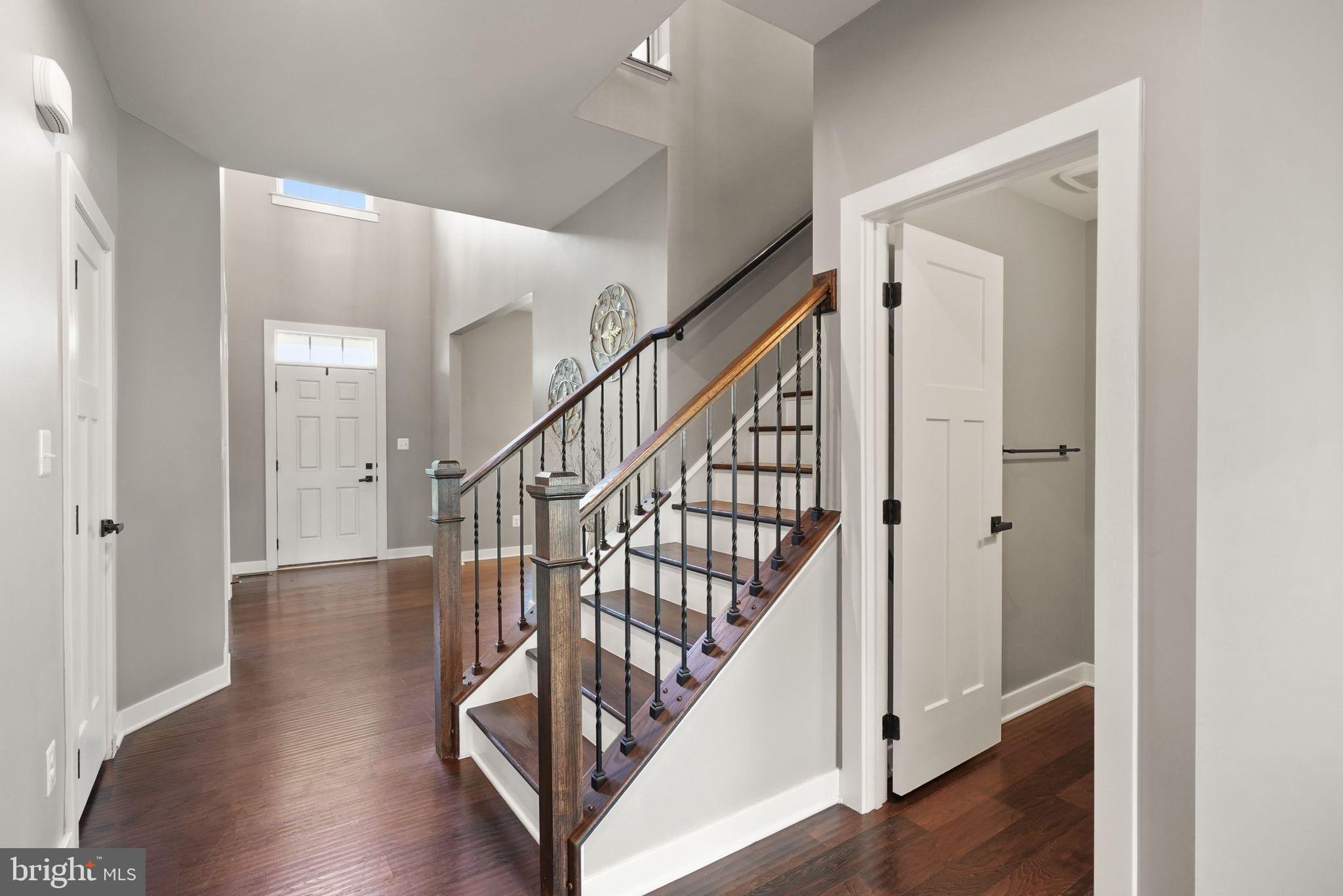 PARX ESTATES - Residential