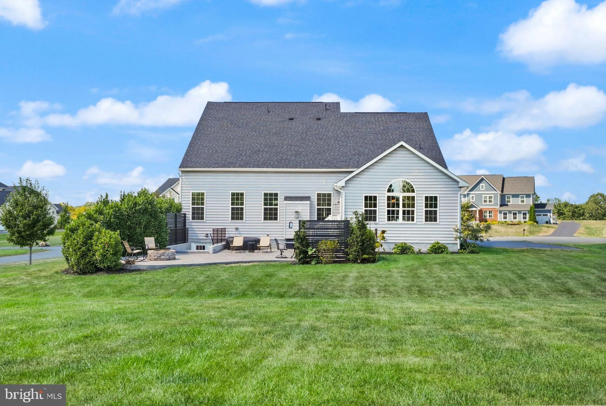 Nokesville, Virginia 20181, United States, 4 Bedrooms Bedrooms, ,4 BathroomsBathrooms,Residential,Active,203335