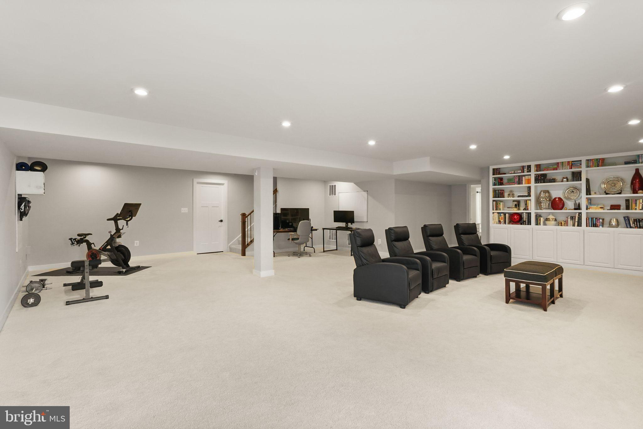 PARX ESTATES - Residential