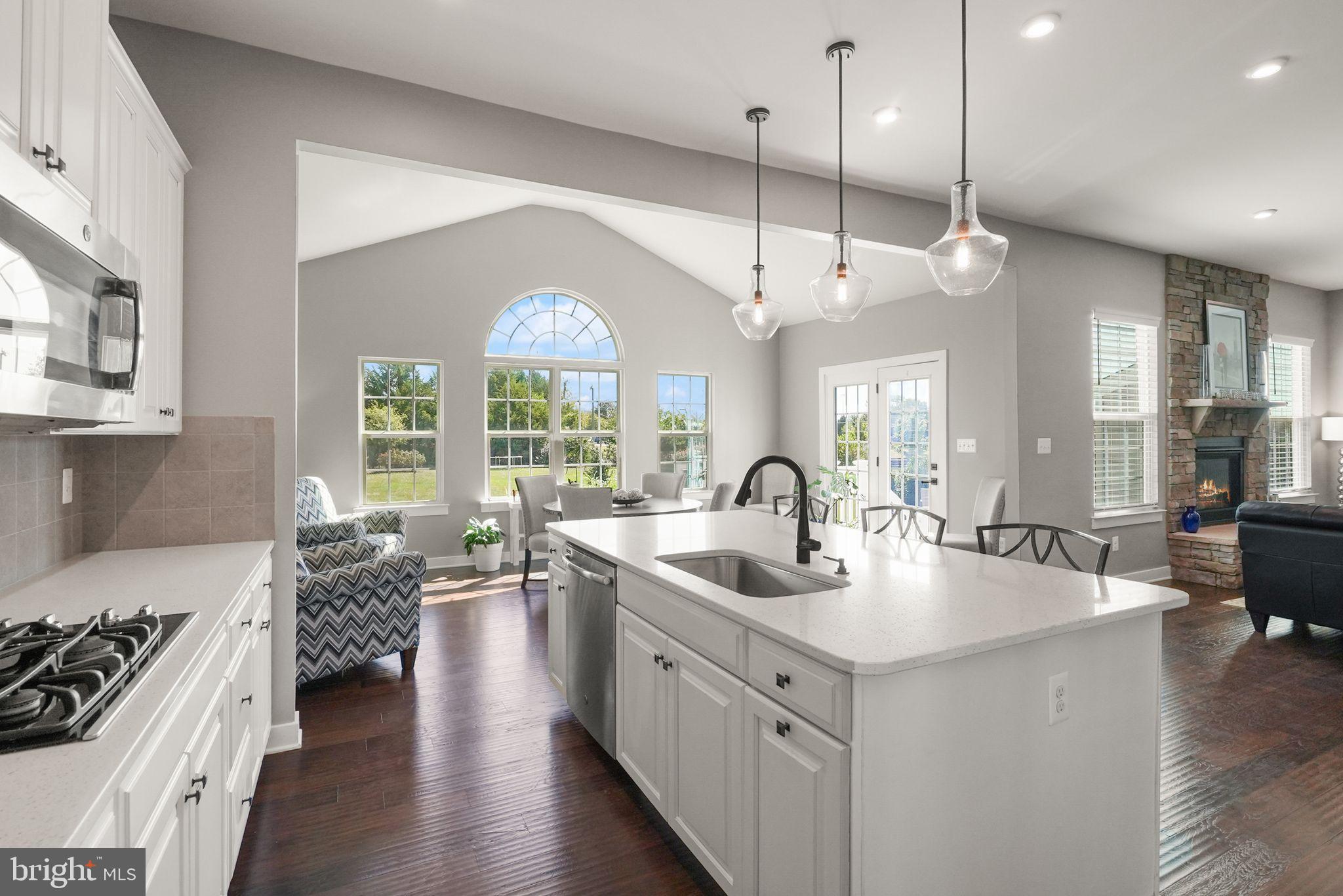 PARX ESTATES - Residential