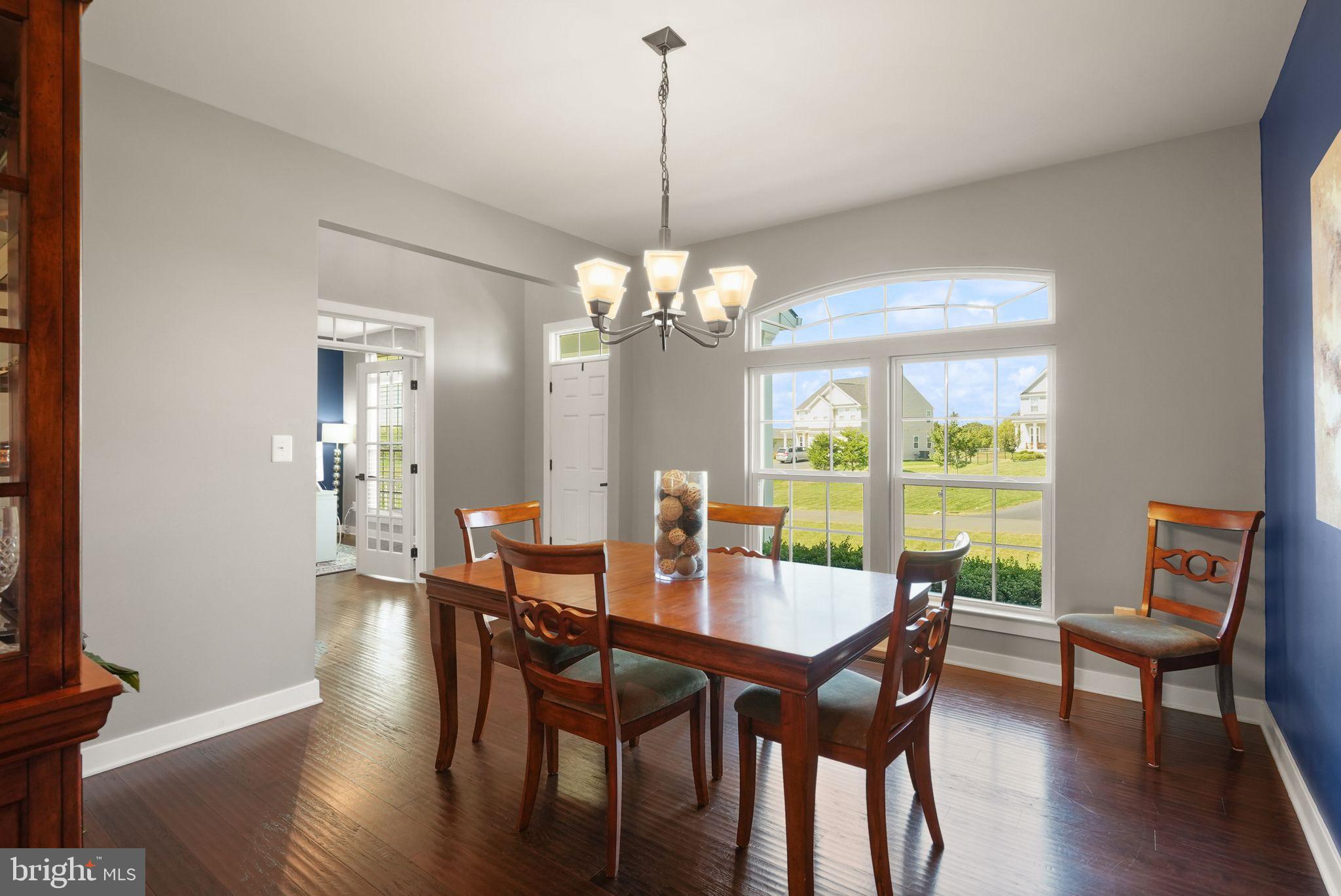 PARX ESTATES - Residential