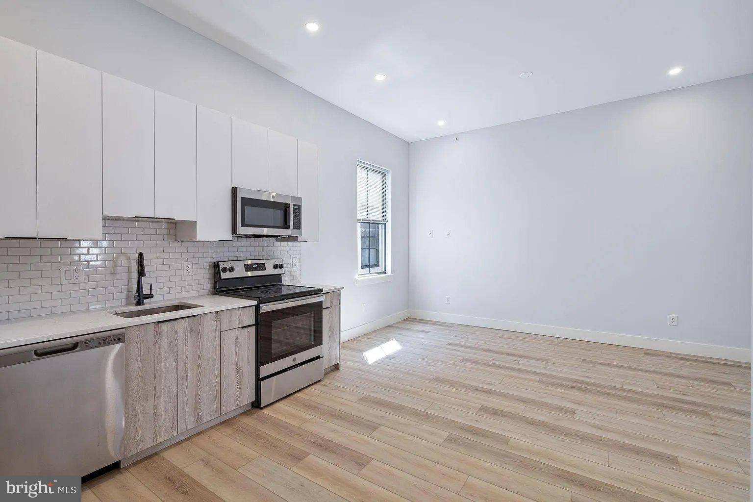 POWELTON VILLAGE - Residential Lease